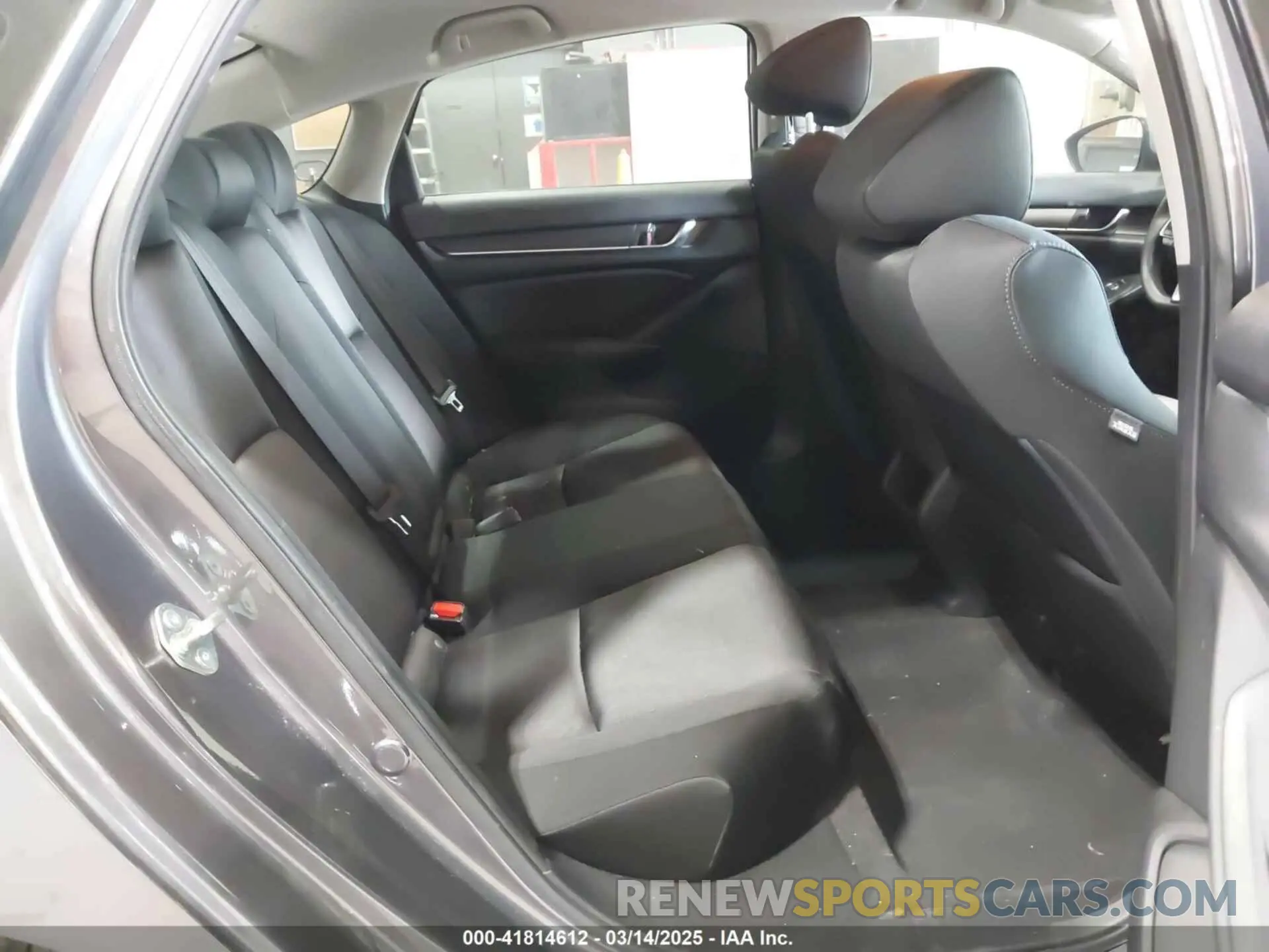 8 Photograph of a damaged car 1HGCV1F15LA060330 HONDA ACCORD 2020