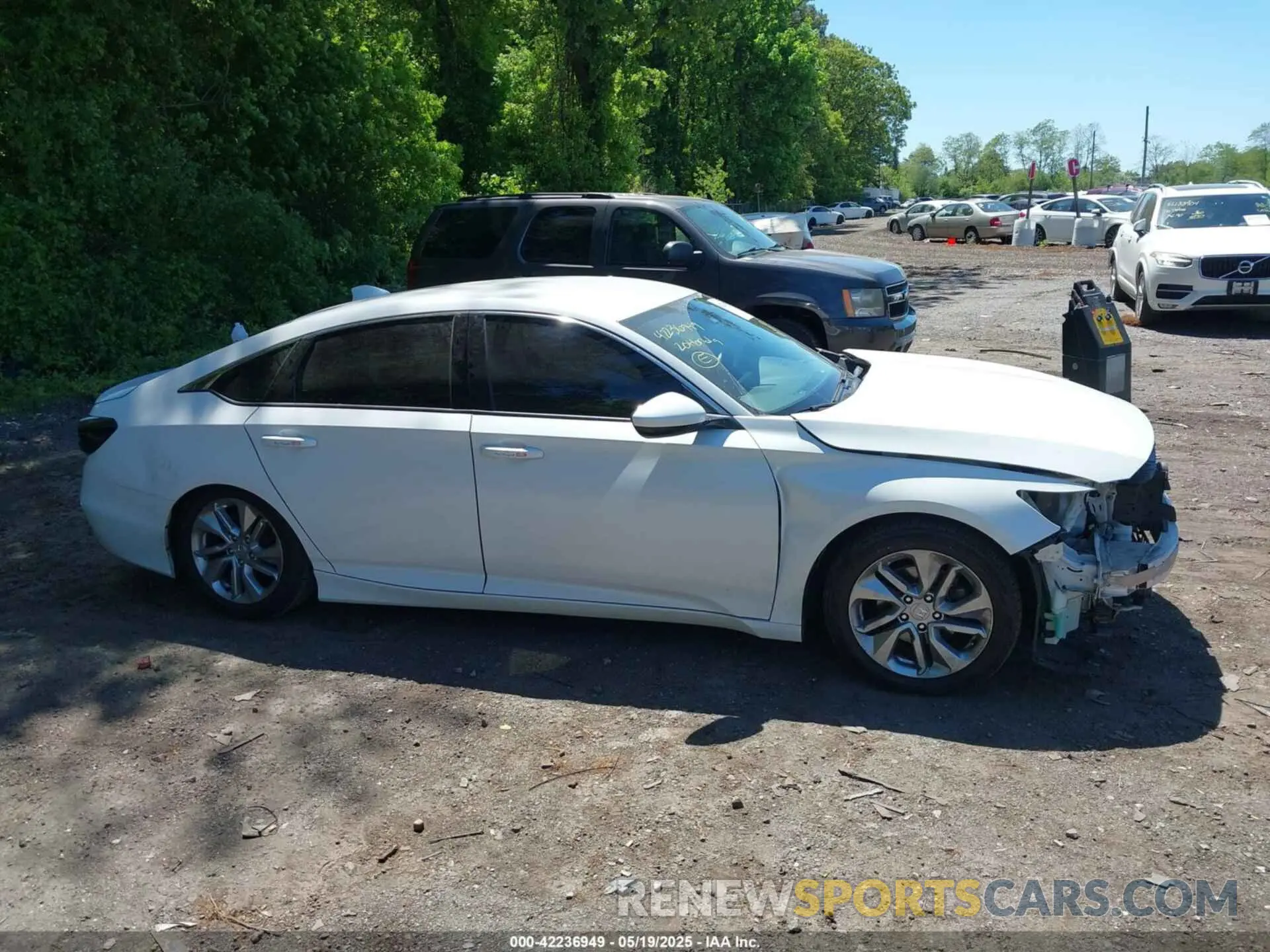 13 Photograph of a damaged car 1HGCV1F15LA062739 HONDA ACCORD 2020