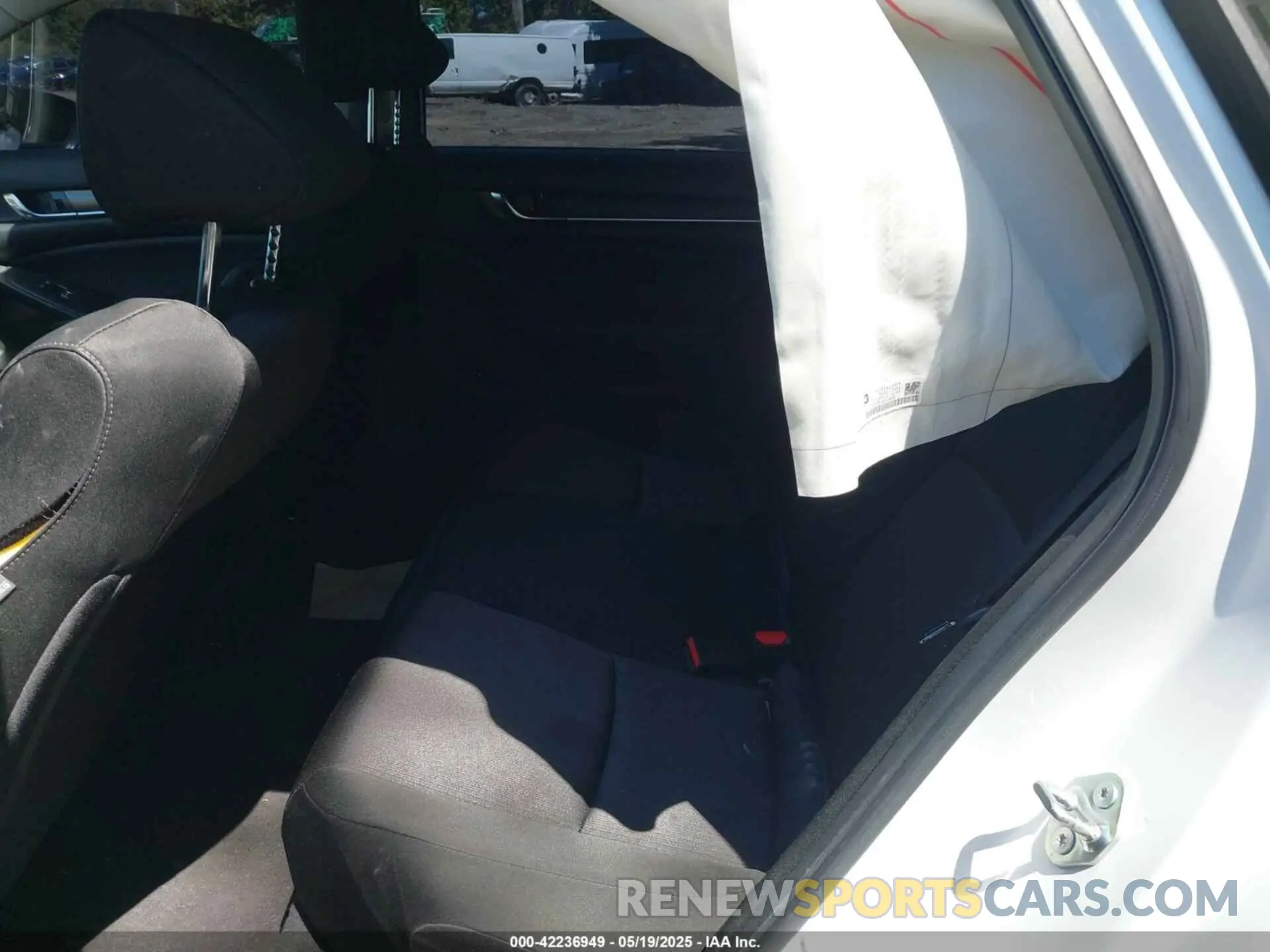 8 Photograph of a damaged car 1HGCV1F15LA062739 HONDA ACCORD 2020