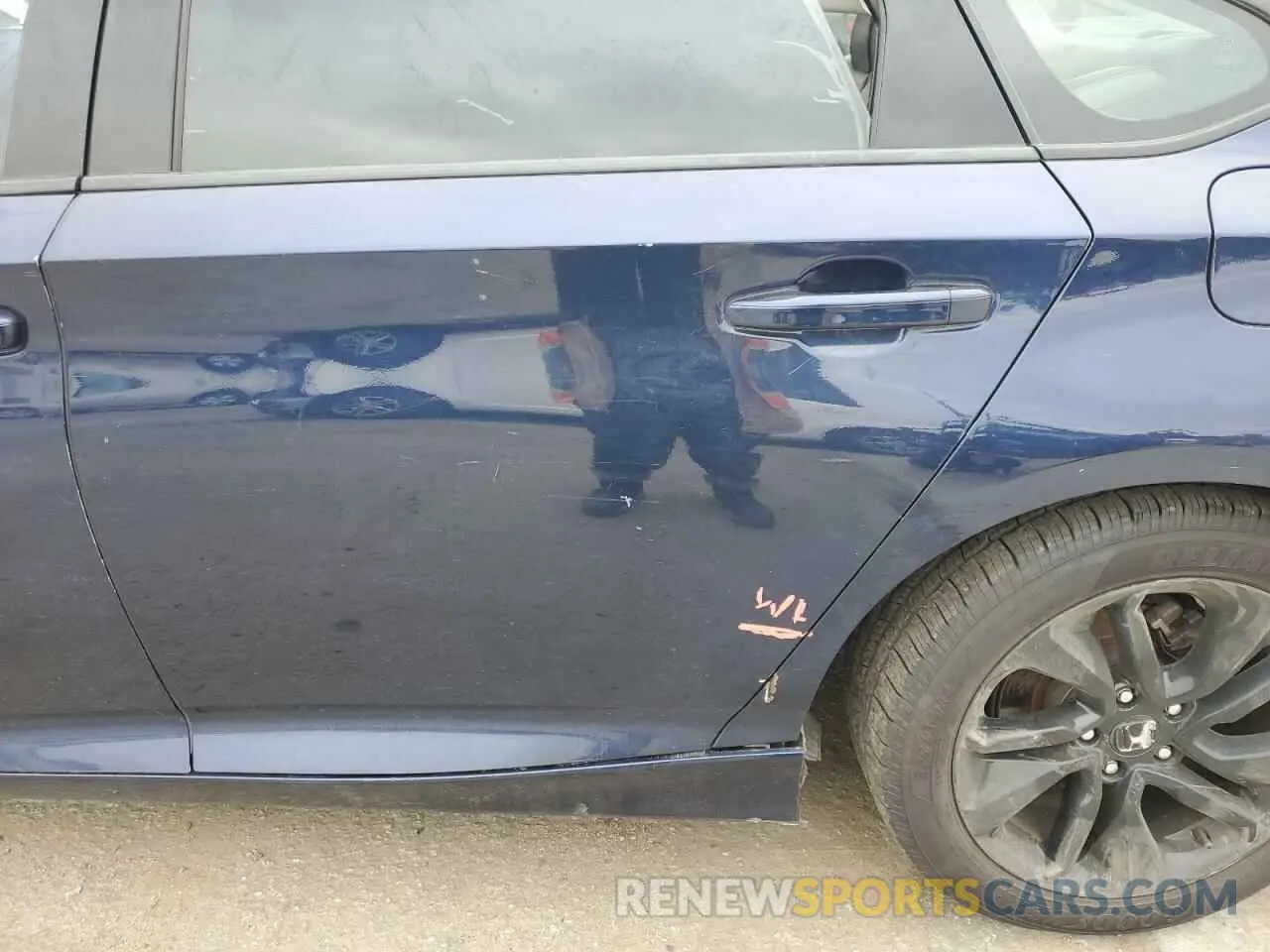 12 Photograph of a damaged car 1HGCV1F16LA043472 HONDA ACCORD 2020