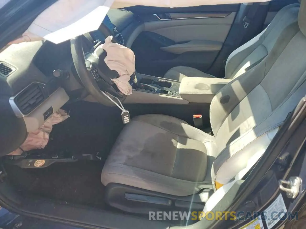 7 Photograph of a damaged car 1HGCV1F16LA043472 HONDA ACCORD 2020