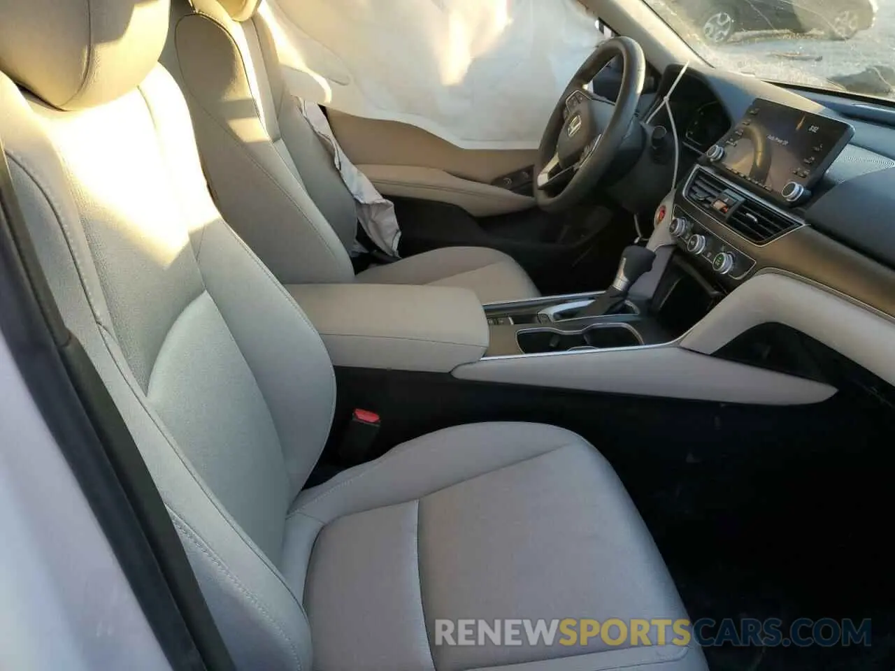 7 Photograph of a damaged car 1HGCV1F16LA150246 HONDA ACCORD 2020