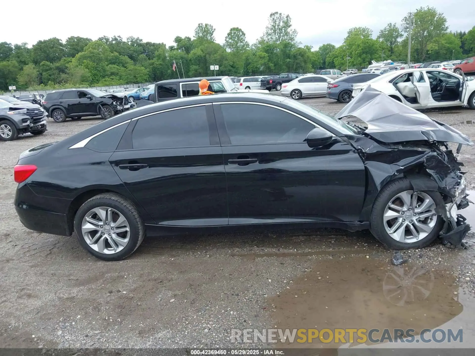 12 Photograph of a damaged car 1HGCV1F17LA062127 HONDA ACCORD 2020