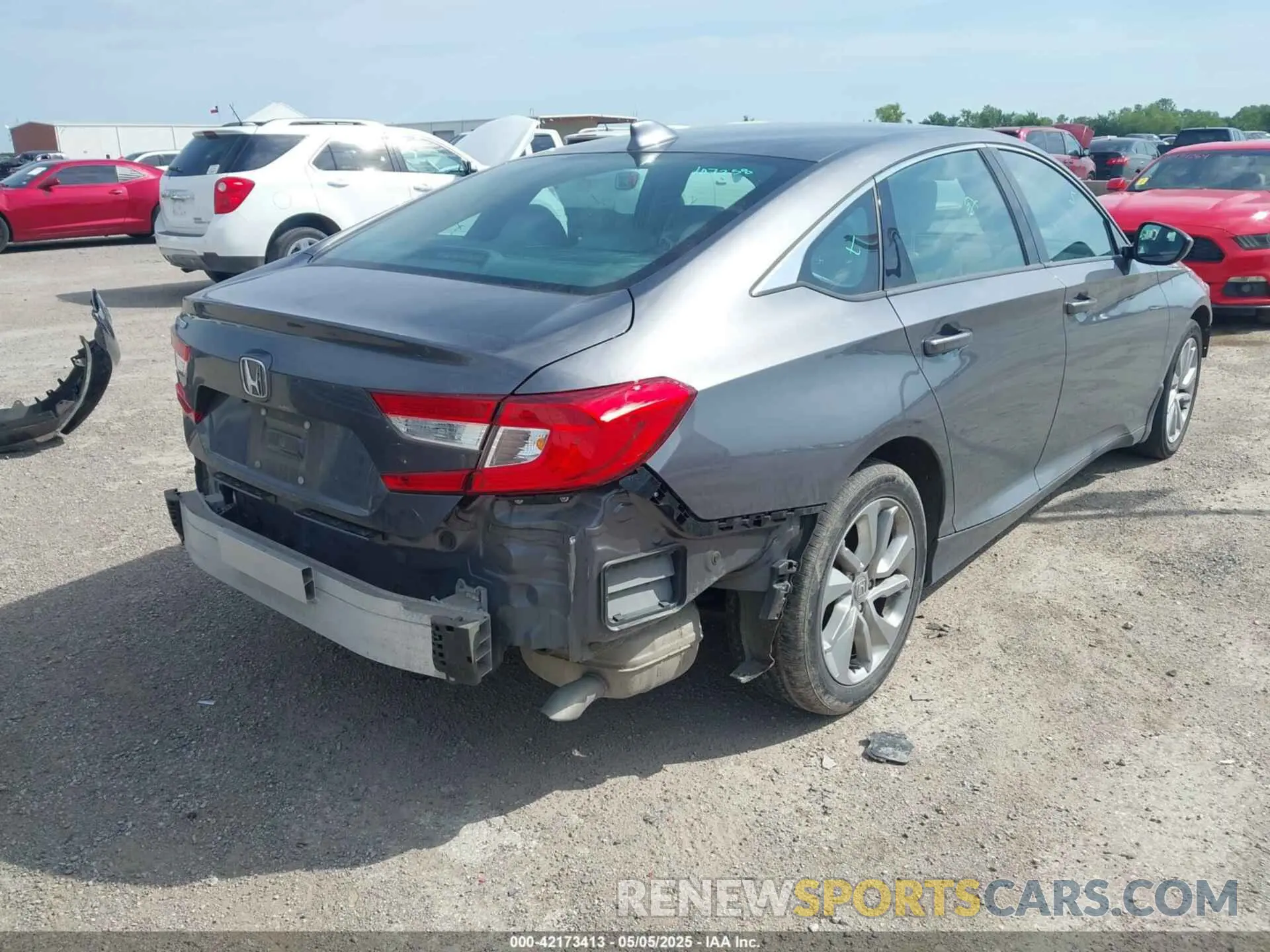 4 Photograph of a damaged car 1HGCV1F17LA084872 HONDA ACCORD 2020