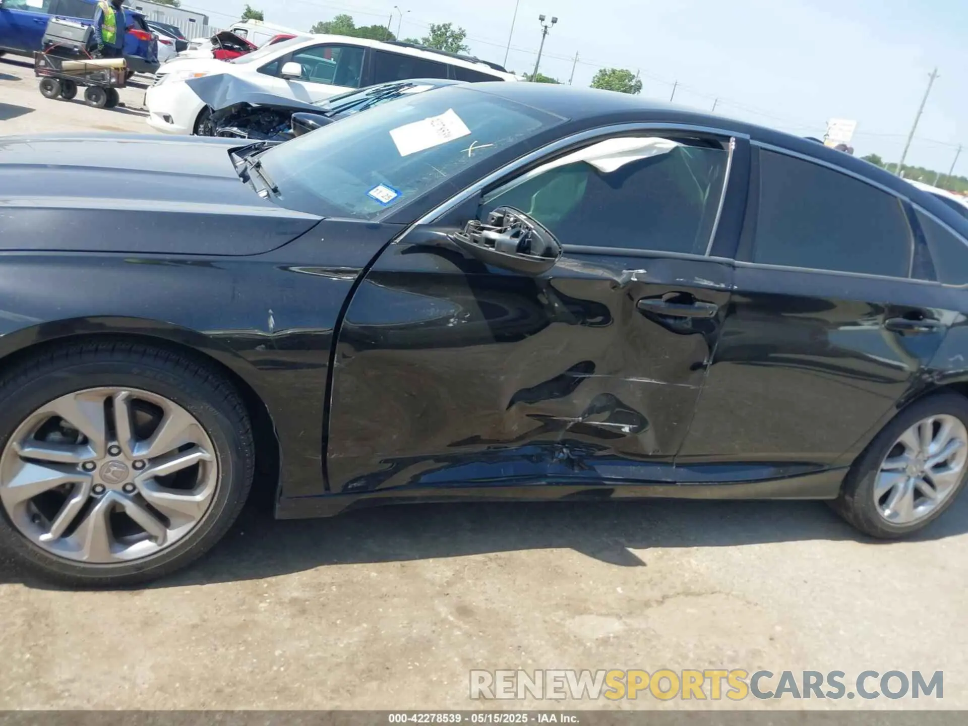 6 Photograph of a damaged car 1HGCV1F17LA141118 HONDA ACCORD 2020