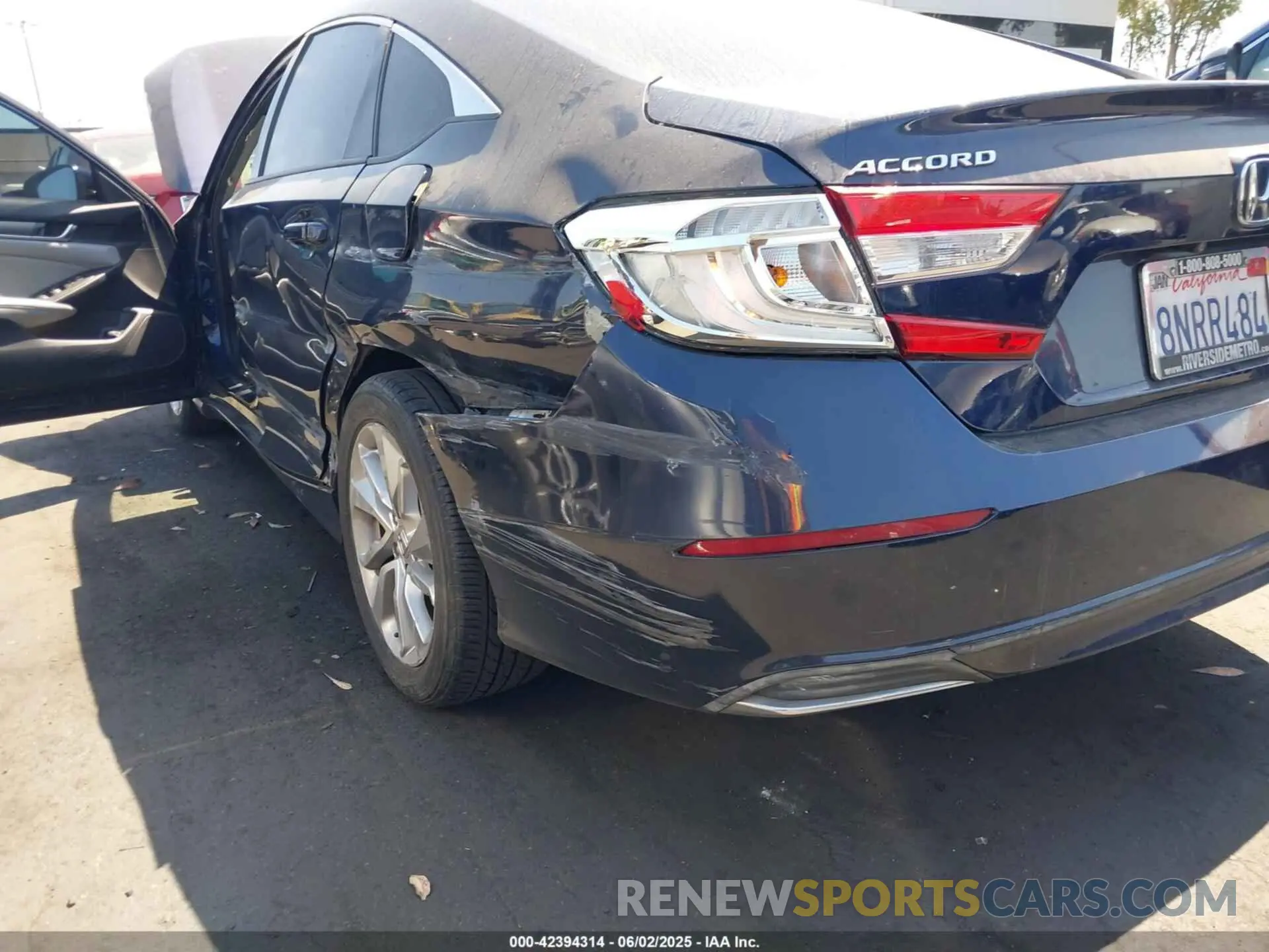 20 Photograph of a damaged car 1HGCV1F18LA005399 HONDA ACCORD 2020