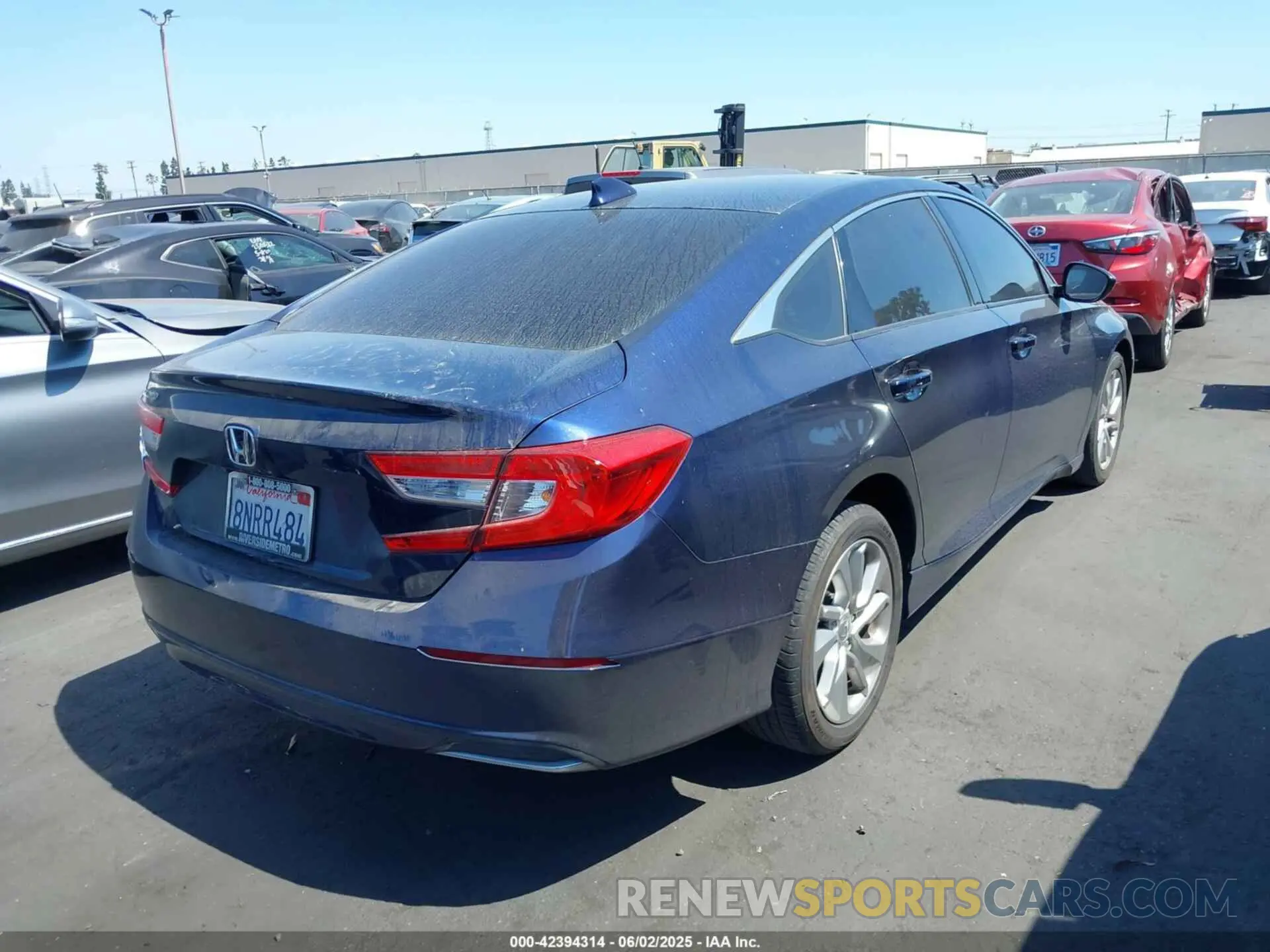 4 Photograph of a damaged car 1HGCV1F18LA005399 HONDA ACCORD 2020