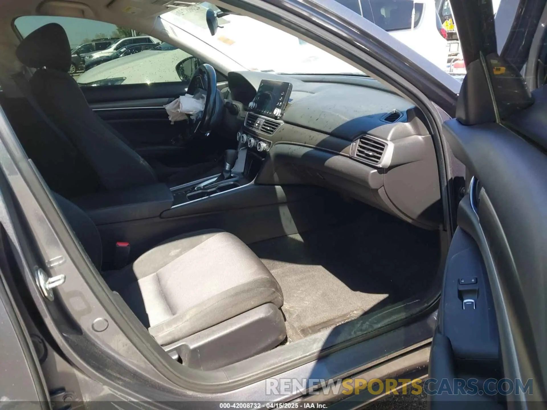 5 Photograph of a damaged car 1HGCV1F18LA033493 HONDA ACCORD 2020