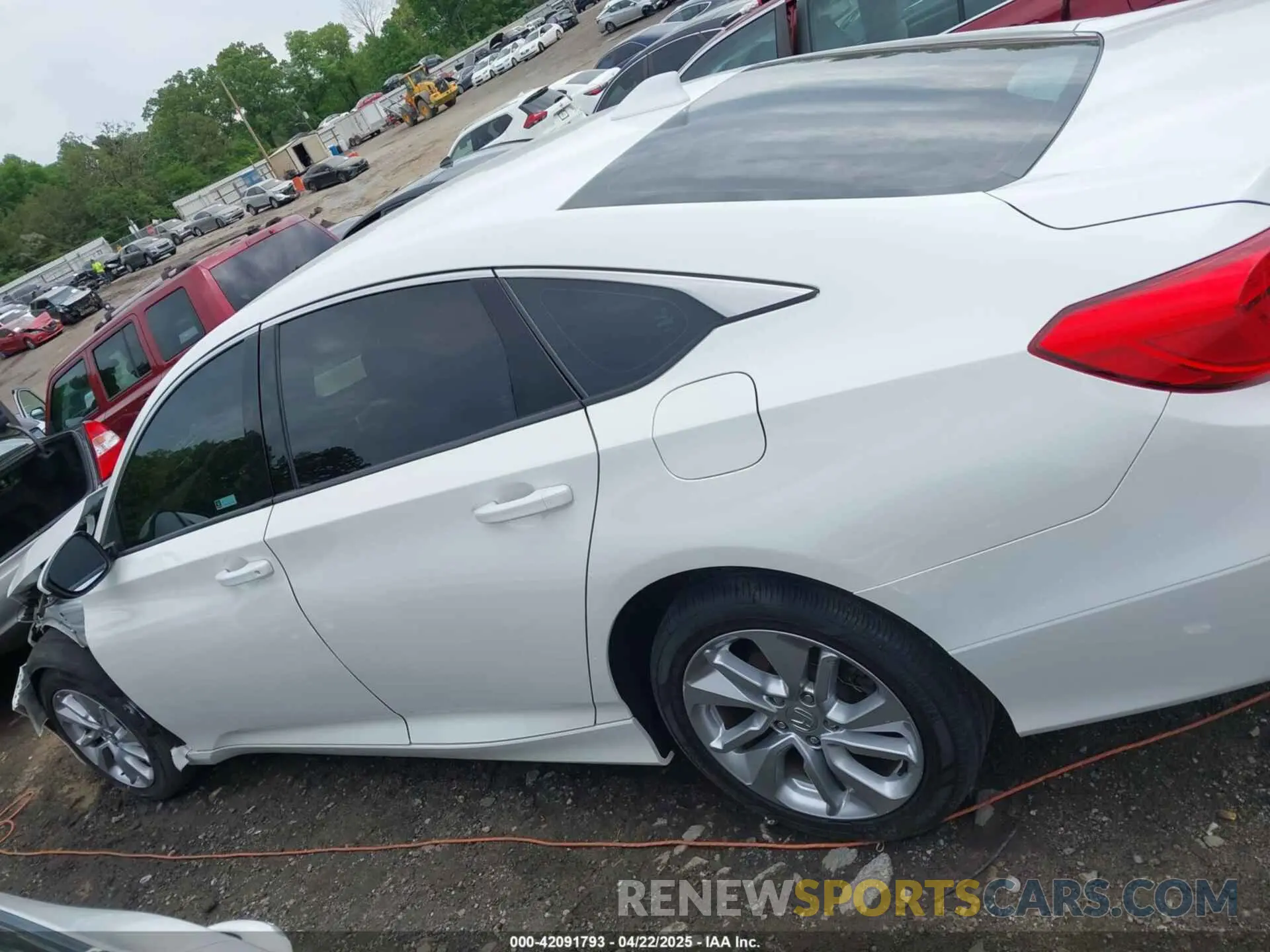 15 Photograph of a damaged car 1HGCV1F18LA053677 HONDA ACCORD 2020