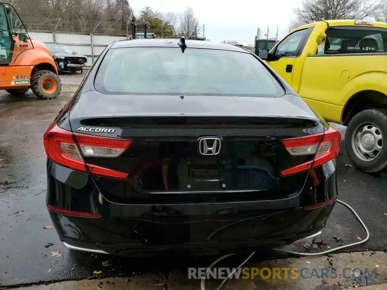 6 Photograph of a damaged car 1HGCV1F18LA069166 HONDA ACCORD 2020