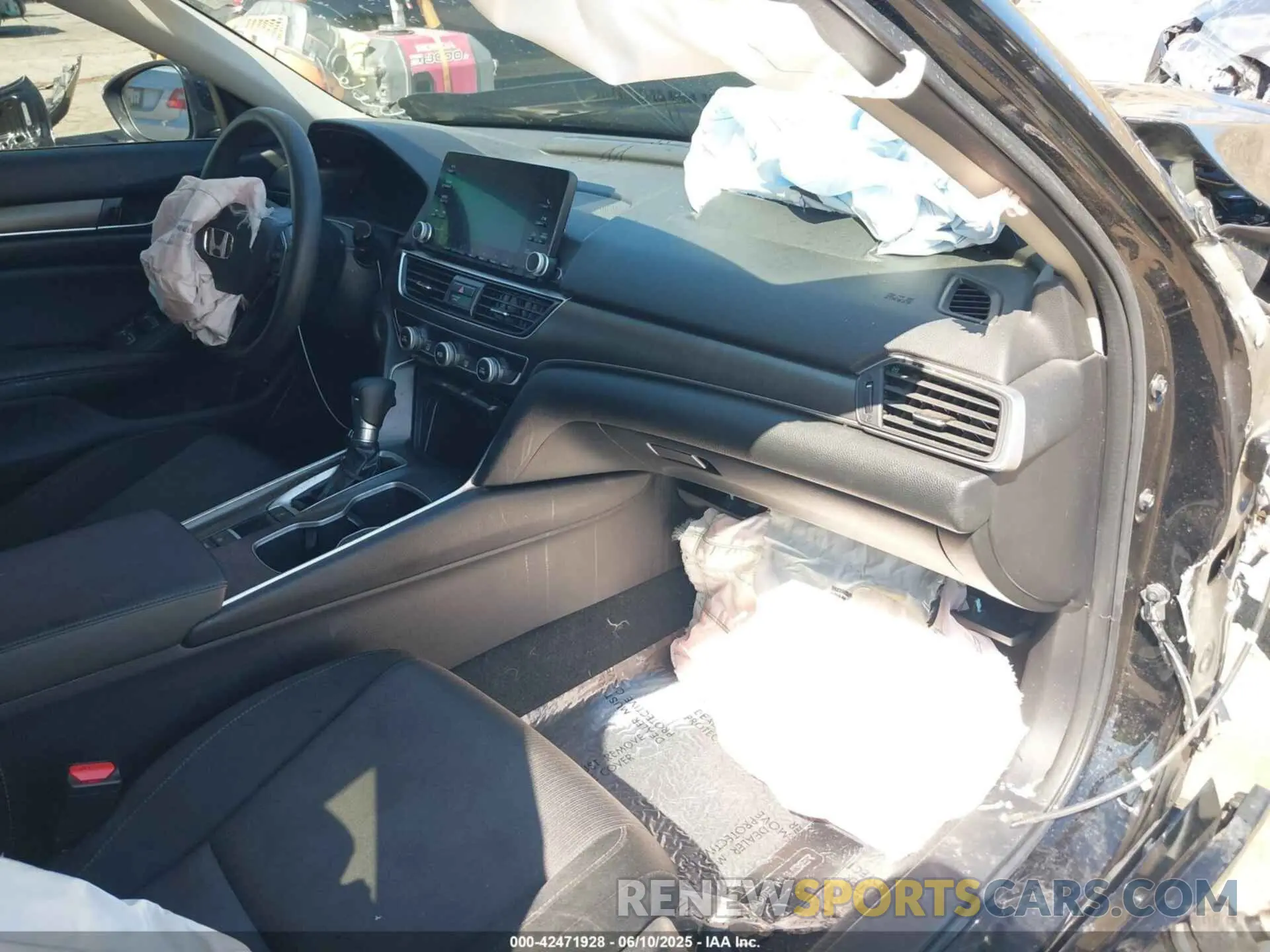 5 Photograph of a damaged car 1HGCV1F18LA094729 HONDA ACCORD 2020