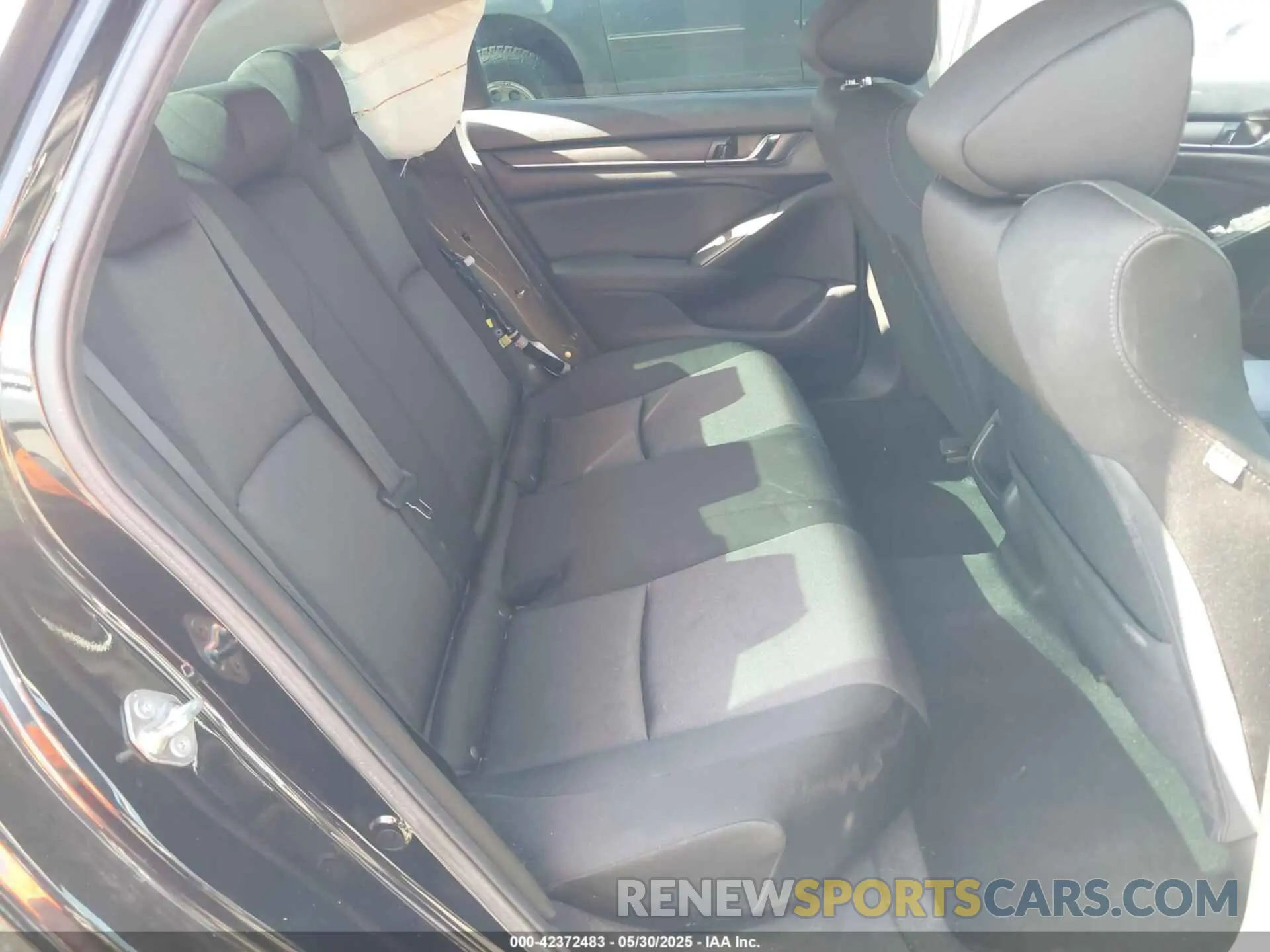 8 Photograph of a damaged car 1HGCV1F18LA098621 HONDA ACCORD 2020