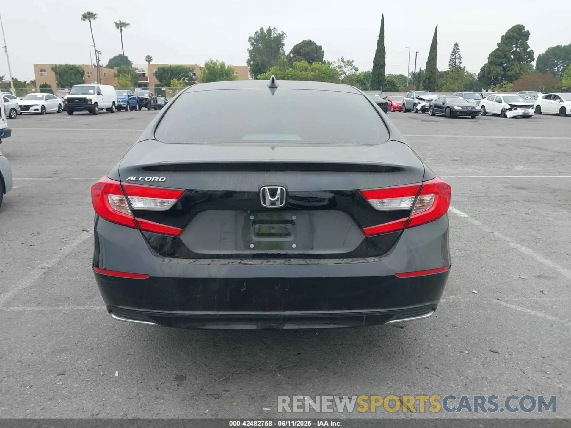 17 Photograph of a damaged car 1HGCV1F18LA101310 HONDA ACCORD 2020