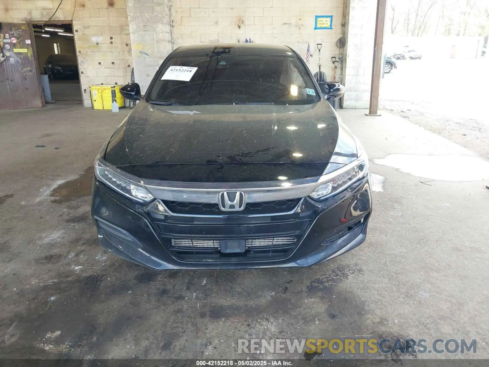 12 Photograph of a damaged car 1HGCV1F19LA098384 HONDA ACCORD 2020