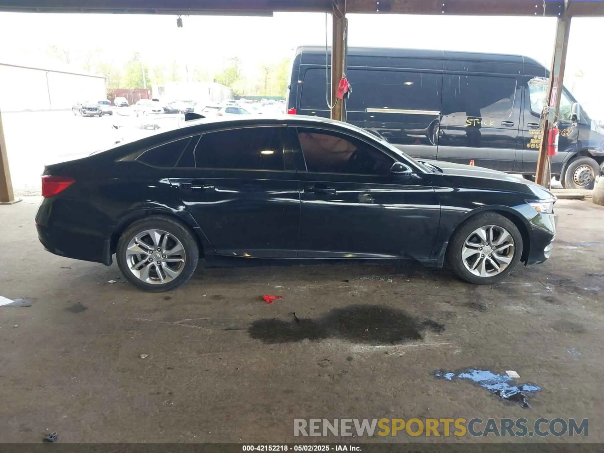 13 Photograph of a damaged car 1HGCV1F19LA098384 HONDA ACCORD 2020
