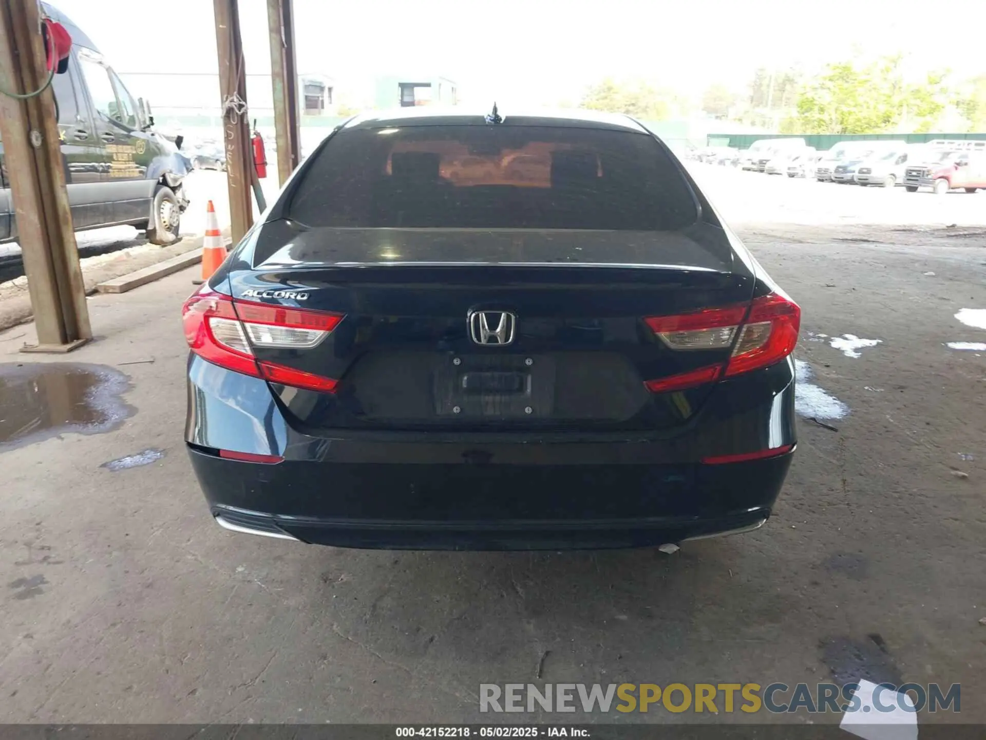 16 Photograph of a damaged car 1HGCV1F19LA098384 HONDA ACCORD 2020