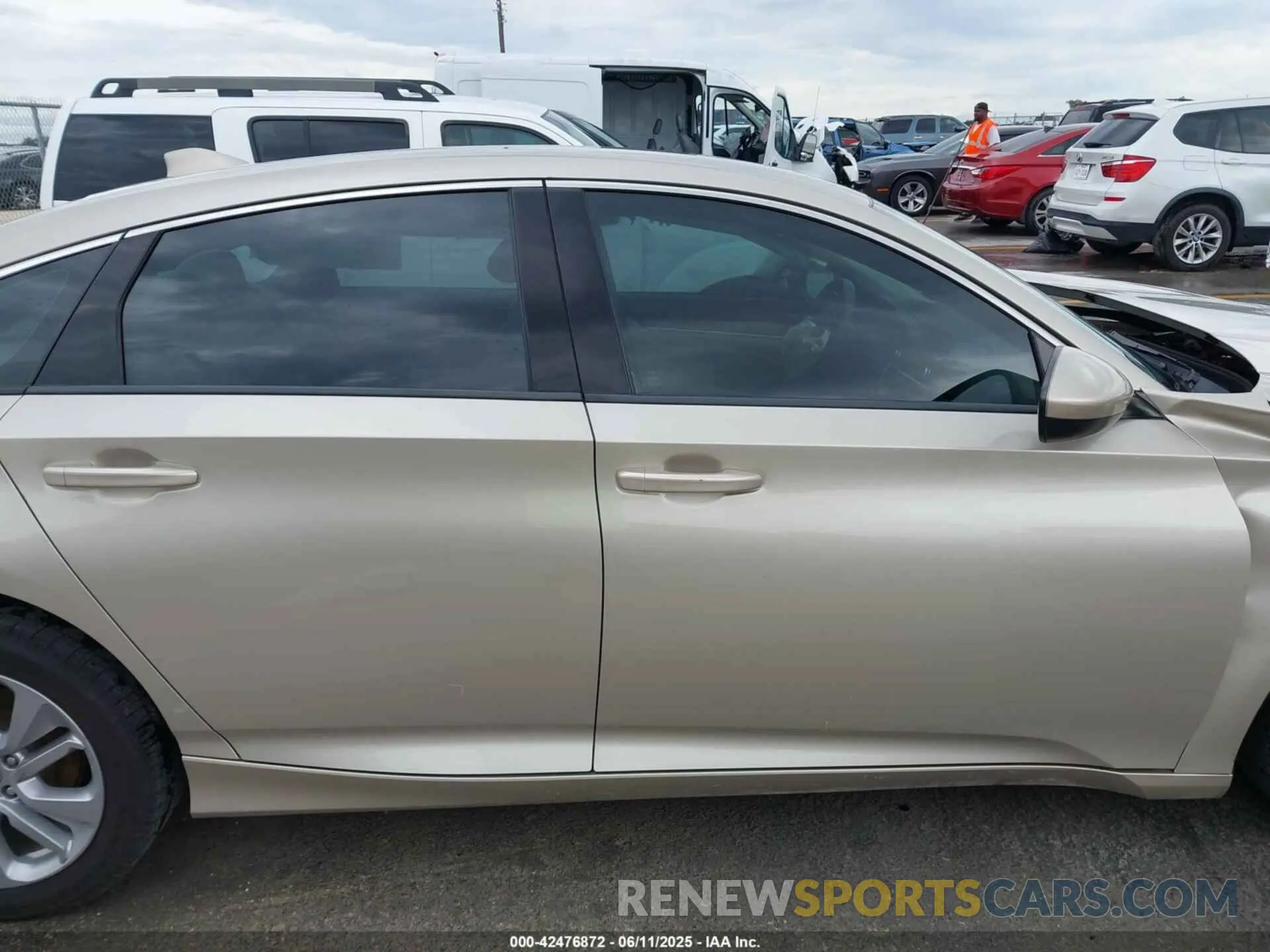 13 Photograph of a damaged car 1HGCV1F1XLA091380 HONDA ACCORD 2020