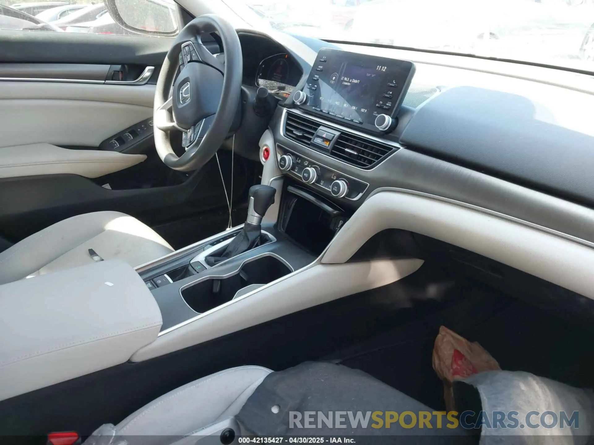 5 Photograph of a damaged car 1HGCV1F1XLA131327 HONDA ACCORD 2020