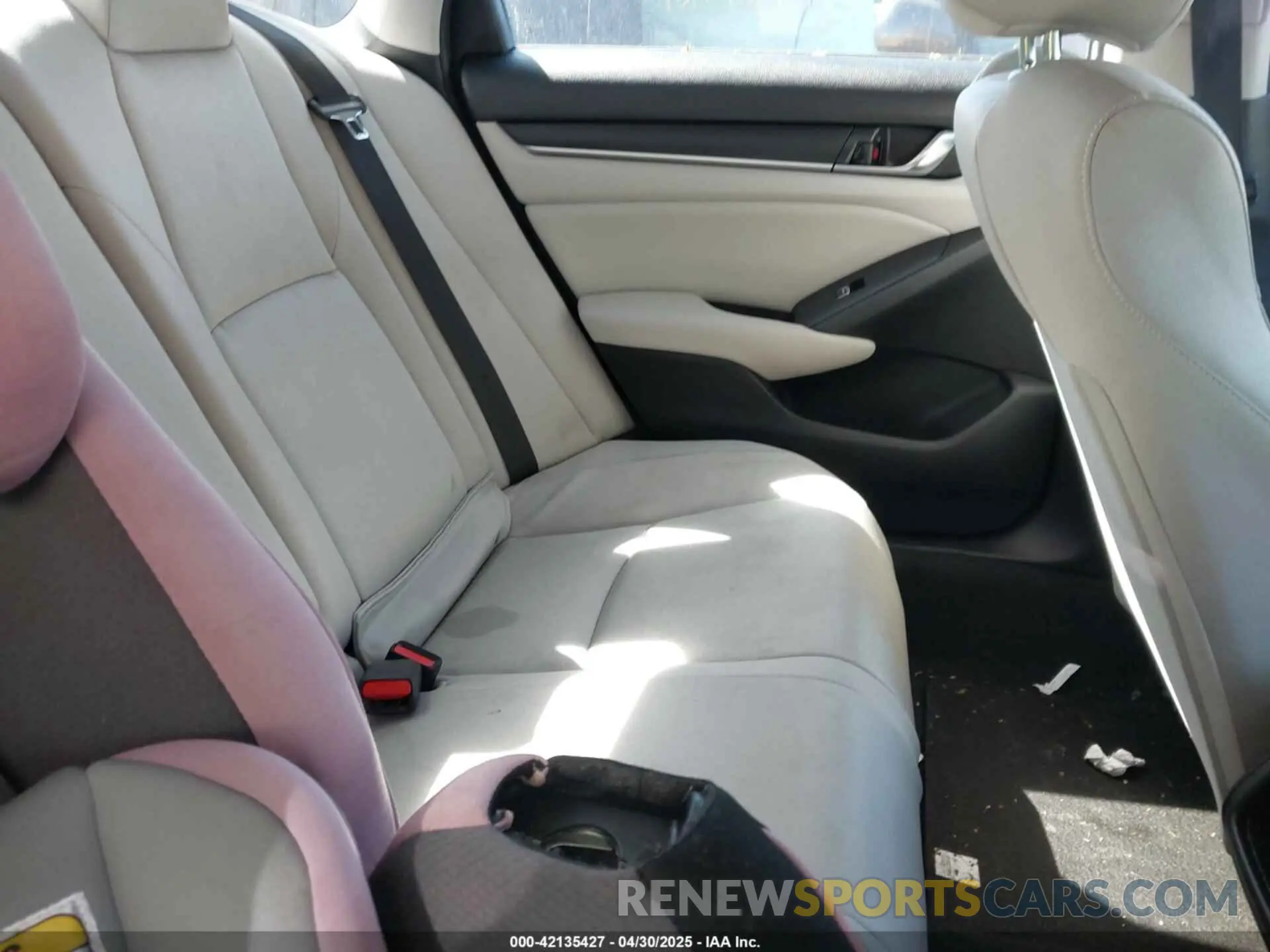 8 Photograph of a damaged car 1HGCV1F1XLA131327 HONDA ACCORD 2020
