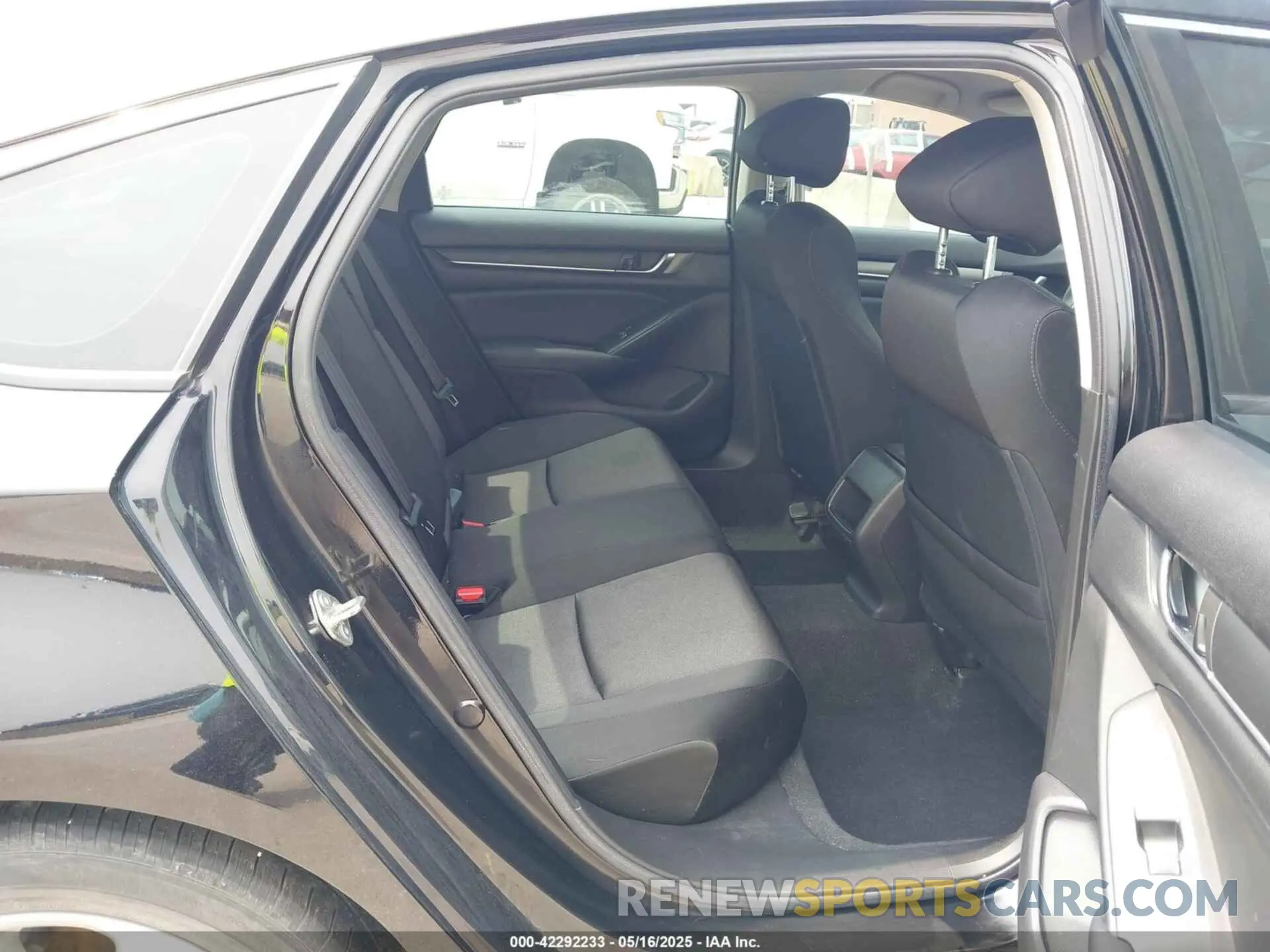 8 Photograph of a damaged car 1HGCV1F1XLA141114 HONDA ACCORD 2020