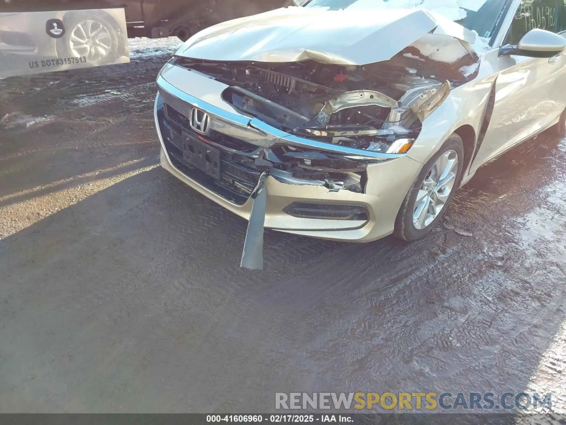 6 Photograph of a damaged car 1HGCV1F1XLA143171 HONDA ACCORD 2020