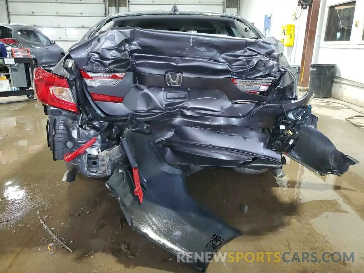 6 Photograph of a damaged car 1HGCV1F1XLA143445 HONDA ACCORD 2020