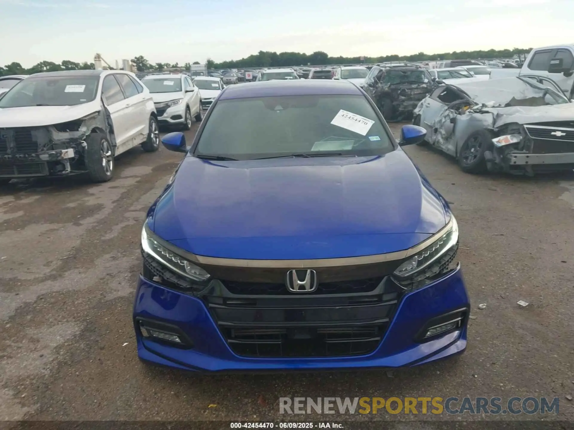 12 Photograph of a damaged car 1HGCV1F30LA033148 HONDA ACCORD 2020