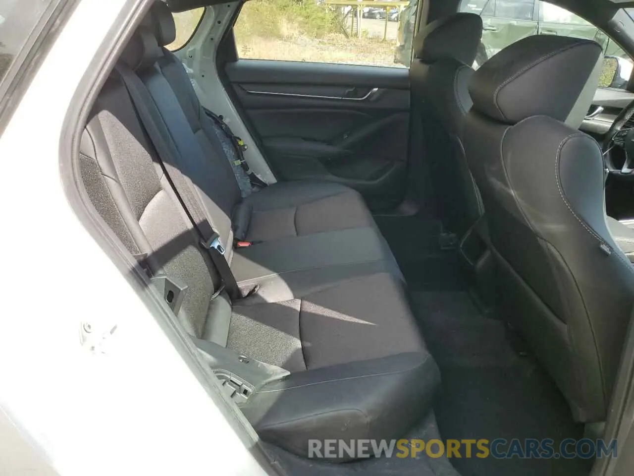 10 Photograph of a damaged car 1HGCV1F30LA074086 HONDA ACCORD 2020