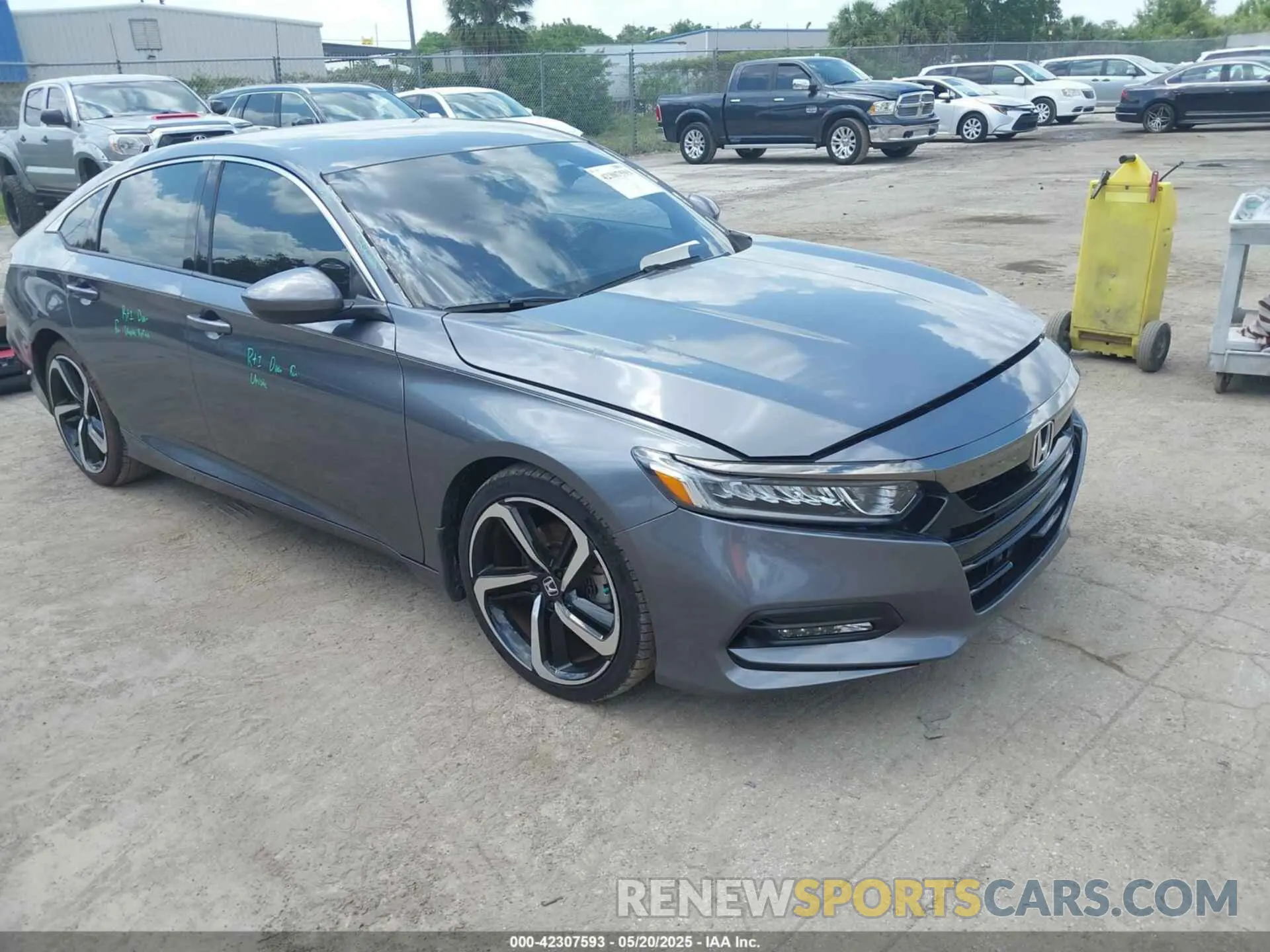 1 Photograph of a damaged car 1HGCV1F30LA075691 HONDA ACCORD 2020
