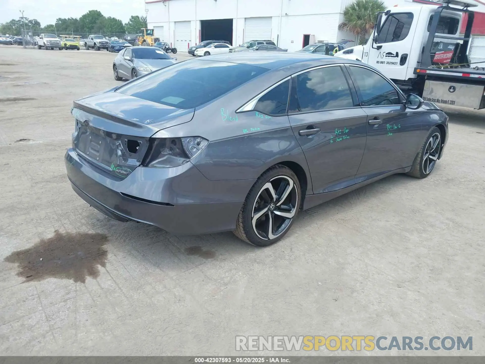 4 Photograph of a damaged car 1HGCV1F30LA075691 HONDA ACCORD 2020