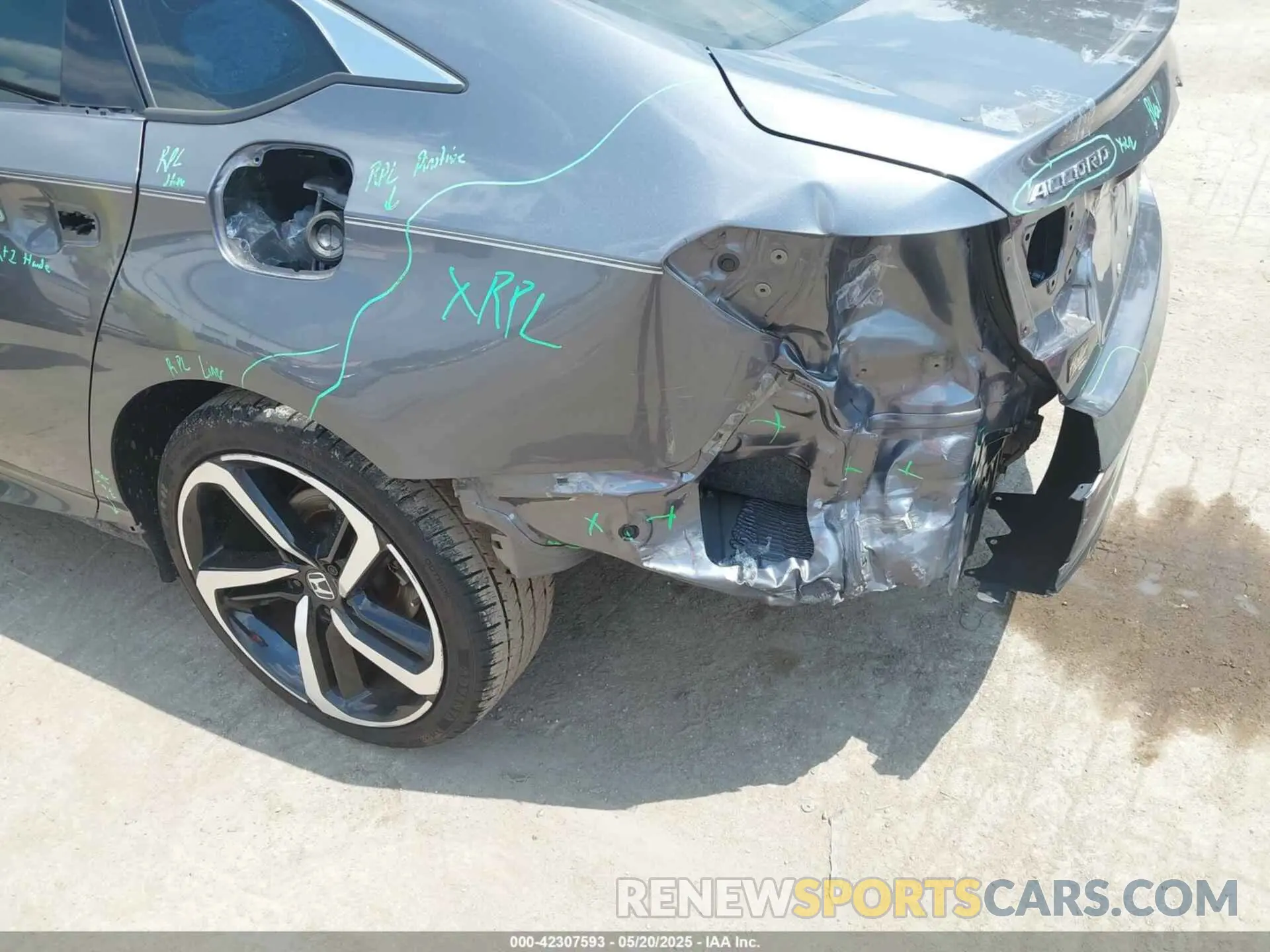 6 Photograph of a damaged car 1HGCV1F30LA075691 HONDA ACCORD 2020
