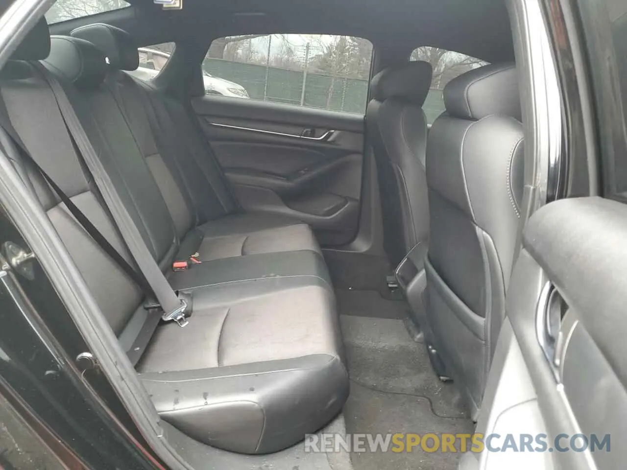 10 Photograph of a damaged car 1HGCV1F30LA135615 HONDA ACCORD 2020