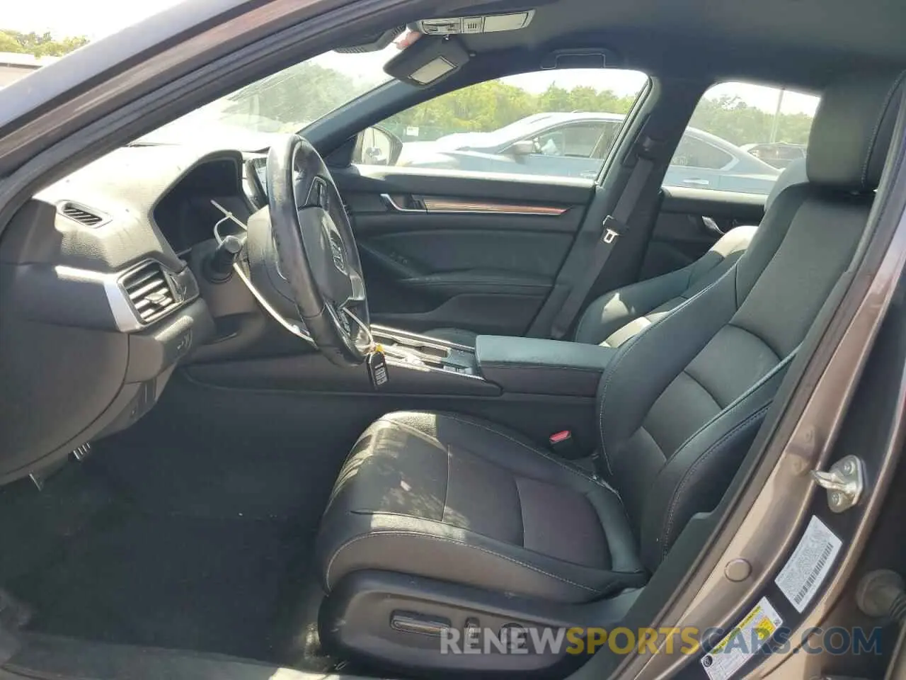 7 Photograph of a damaged car 1HGCV1F30LA154200 HONDA ACCORD 2020
