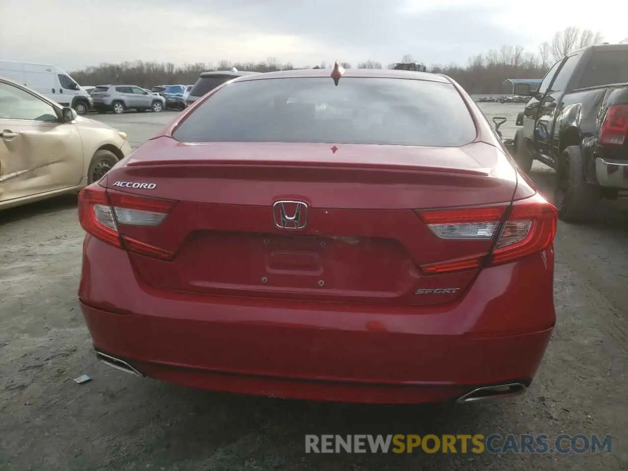 6 Photograph of a damaged car 1HGCV1F31LA021462 HONDA ACCORD 2020