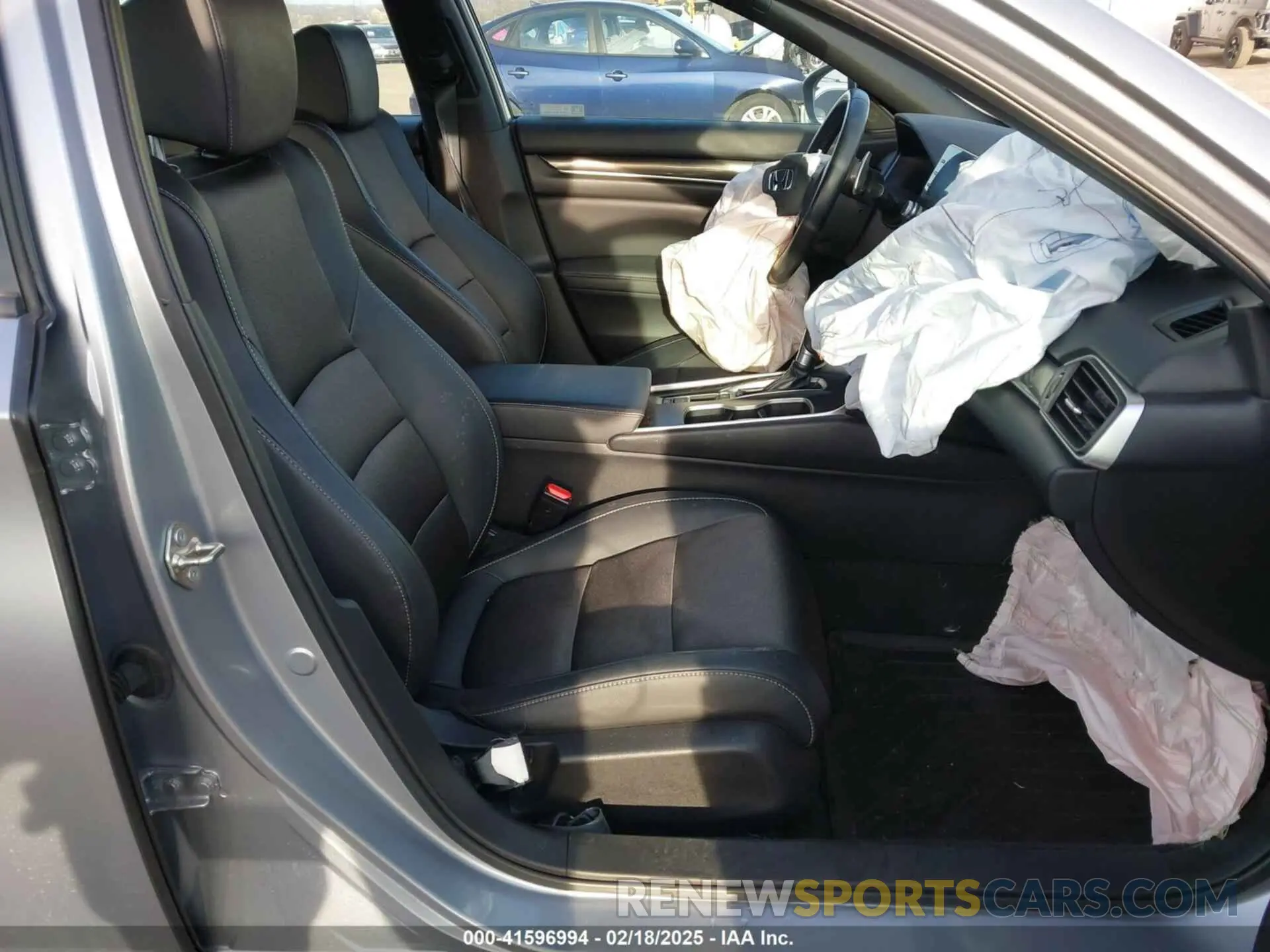5 Photograph of a damaged car 1HGCV1F31LA024832 HONDA ACCORD 2020