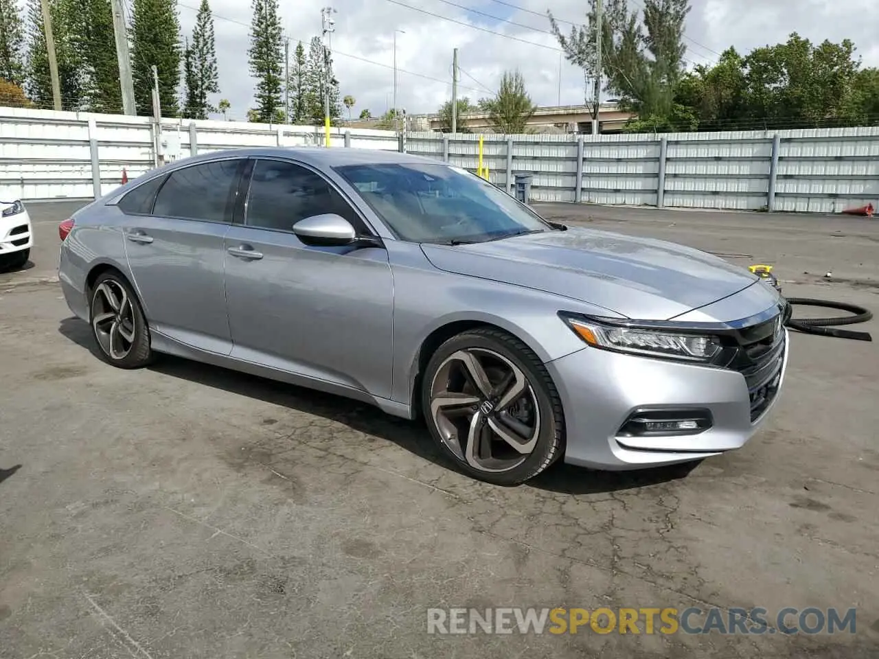 4 Photograph of a damaged car 1HGCV1F31LA093391 HONDA ACCORD 2020