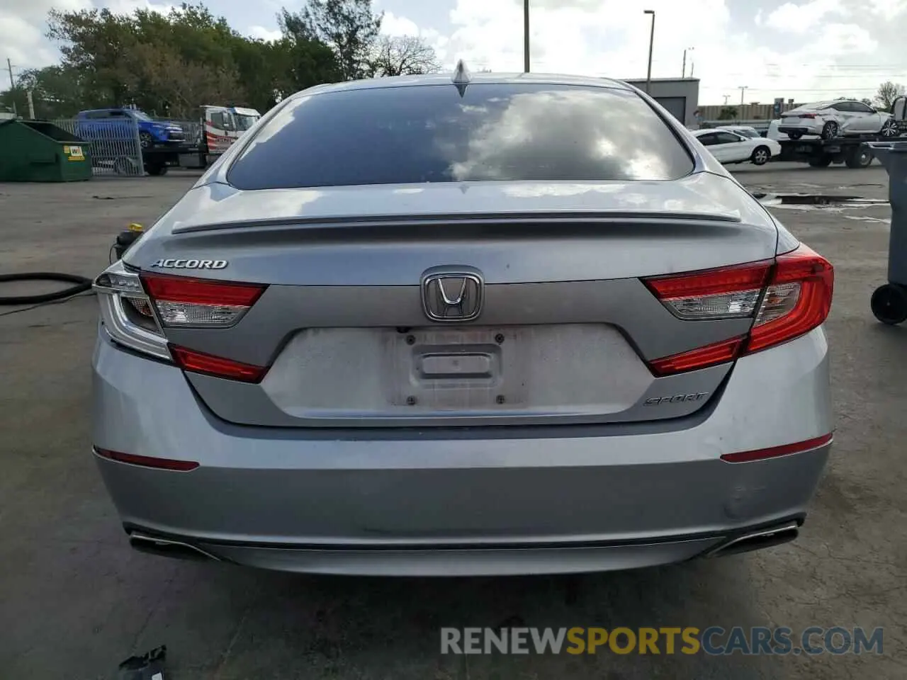 6 Photograph of a damaged car 1HGCV1F31LA093391 HONDA ACCORD 2020