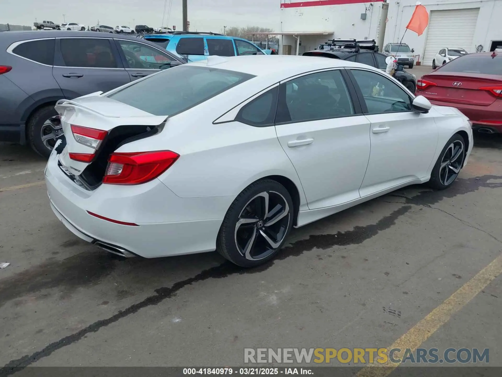 4 Photograph of a damaged car 1HGCV1F31LA117401 HONDA ACCORD 2020