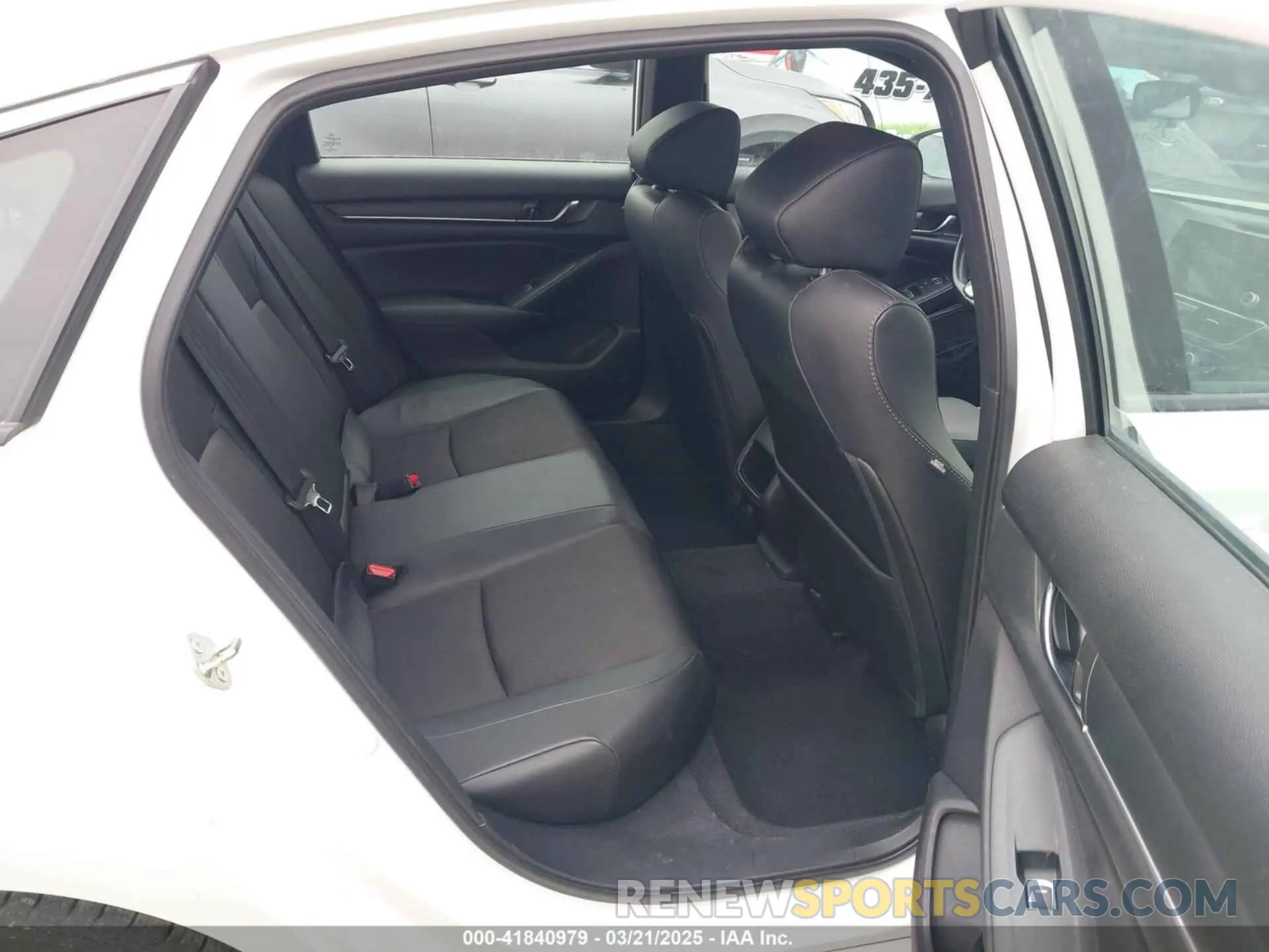 8 Photograph of a damaged car 1HGCV1F31LA117401 HONDA ACCORD 2020