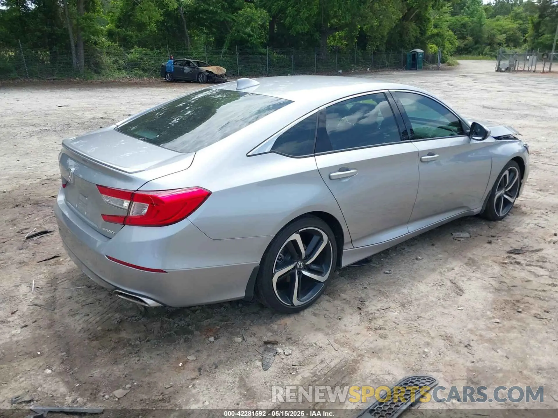 4 Photograph of a damaged car 1HGCV1F31LA135235 HONDA ACCORD 2020