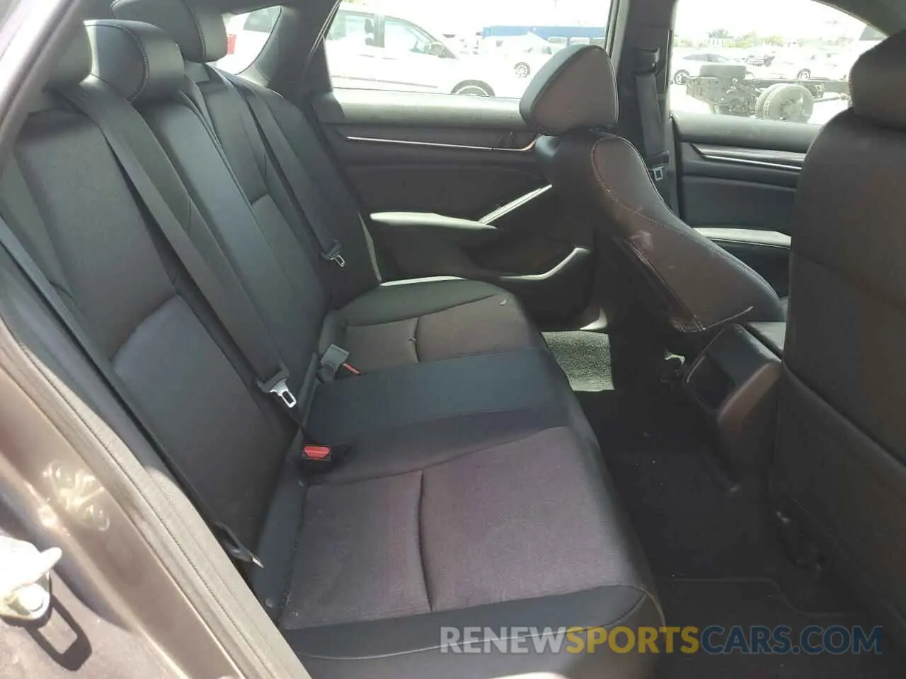 10 Photograph of a damaged car 1HGCV1F31LA142184 HONDA ACCORD 2020