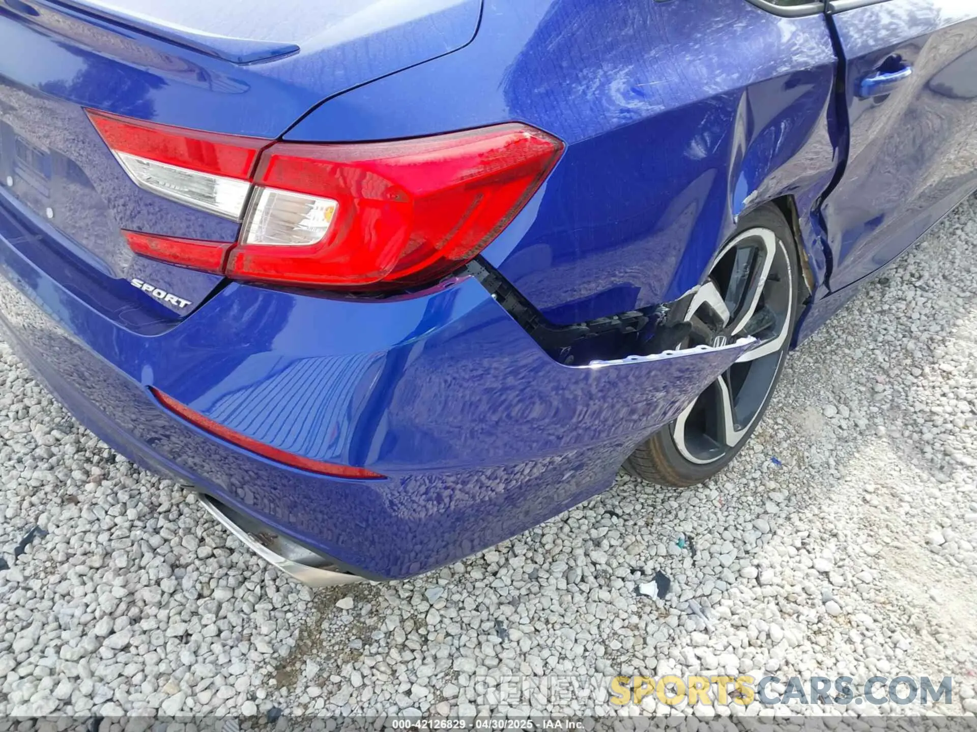 17 Photograph of a damaged car 1HGCV1F32LA032972 HONDA ACCORD 2020