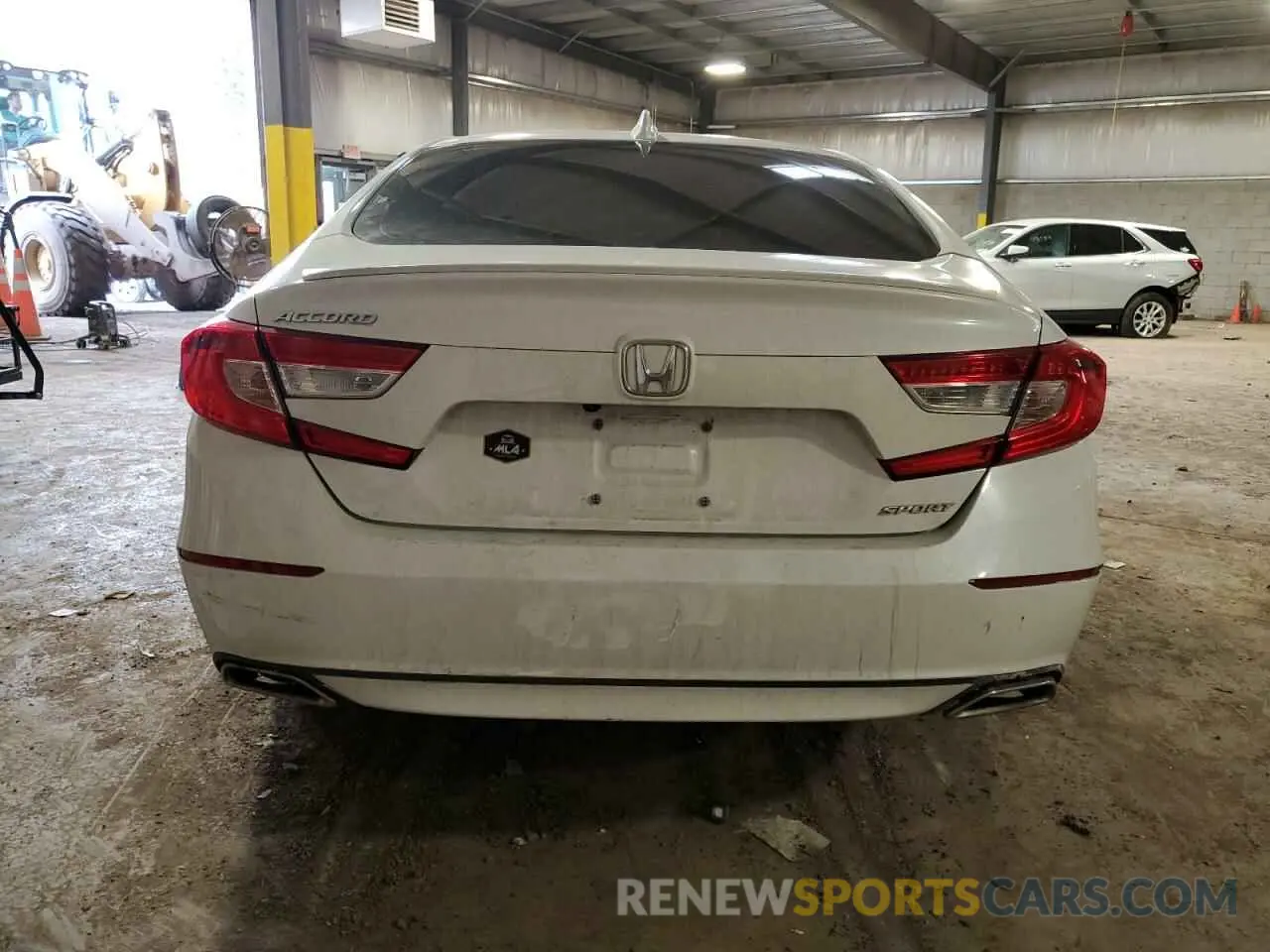 6 Photograph of a damaged car 1HGCV1F32LA033796 HONDA ACCORD 2020
