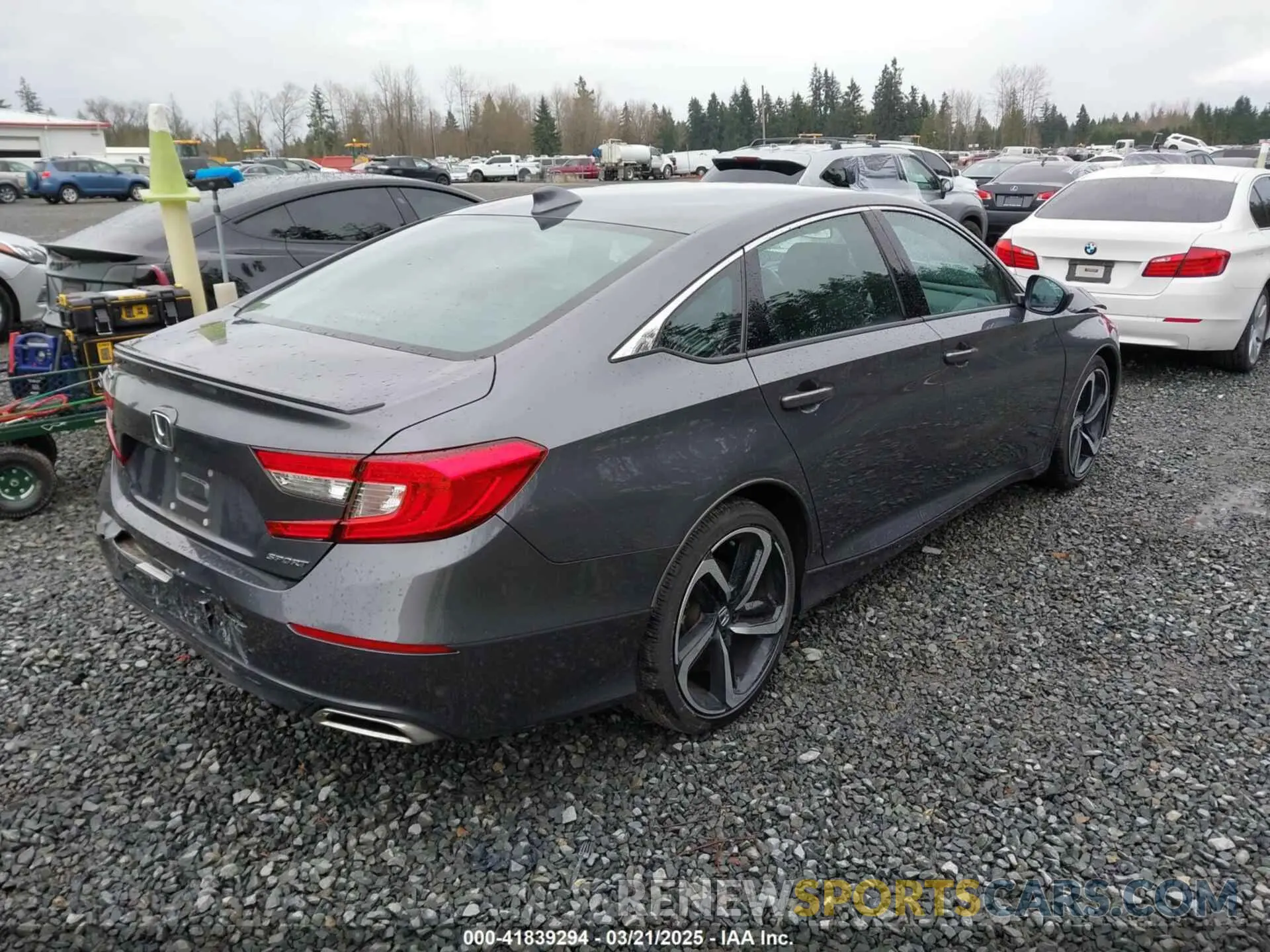 4 Photograph of a damaged car 1HGCV1F32LA065373 HONDA ACCORD 2020