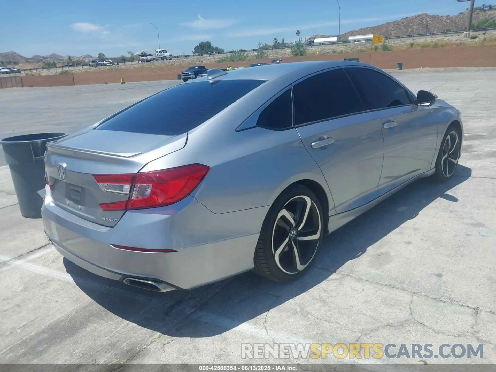 4 Photograph of a damaged car 1HGCV1F32LA068998 HONDA ACCORD 2020