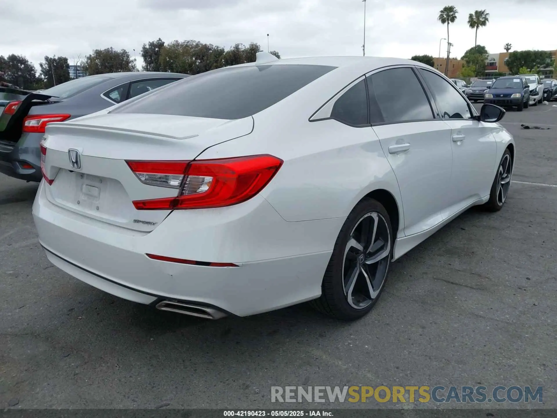 4 Photograph of a damaged car 1HGCV1F32LA074025 HONDA ACCORD 2020