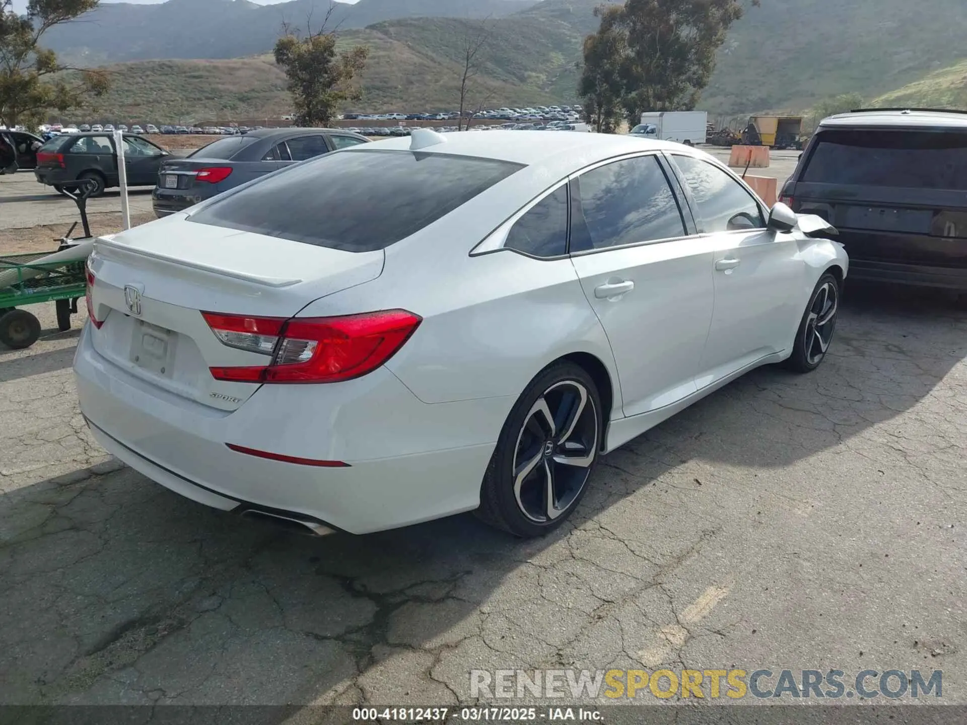 4 Photograph of a damaged car 1HGCV1F32LA080276 HONDA ACCORD 2020