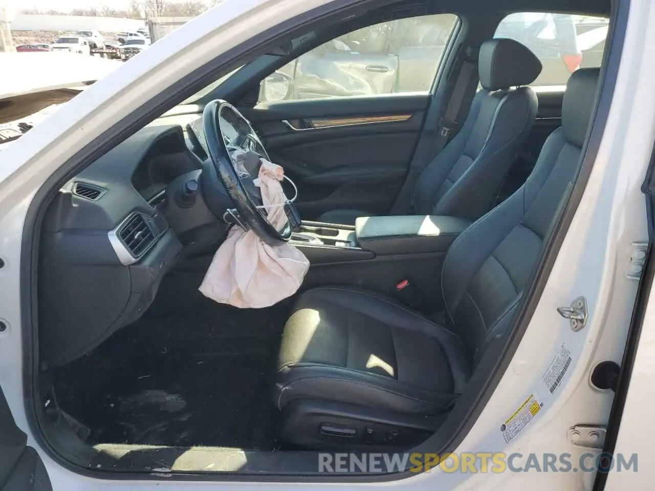 7 Photograph of a damaged car 1HGCV1F32LA089186 HONDA ACCORD 2020