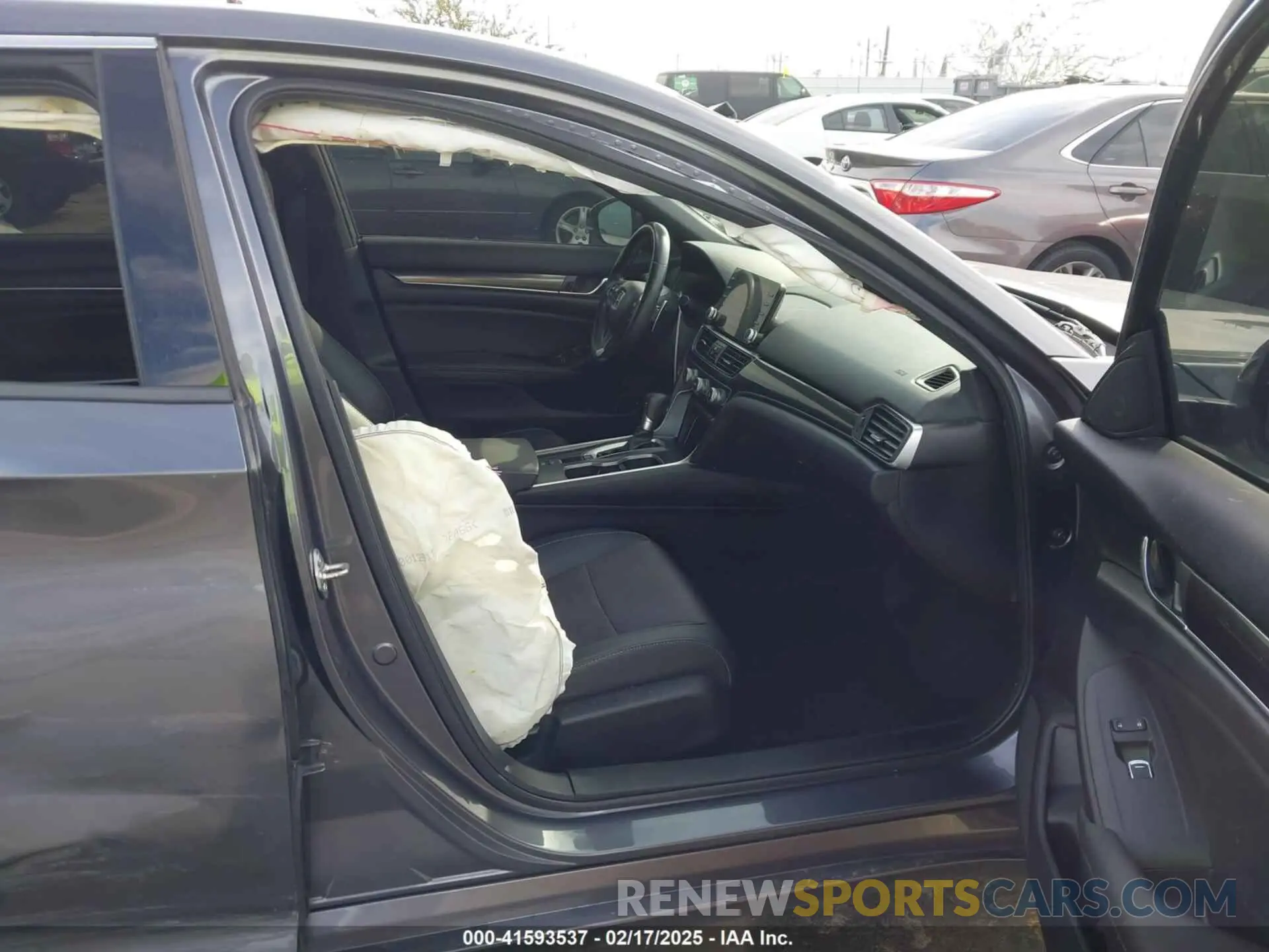 5 Photograph of a damaged car 1HGCV1F32LA091701 HONDA ACCORD 2020