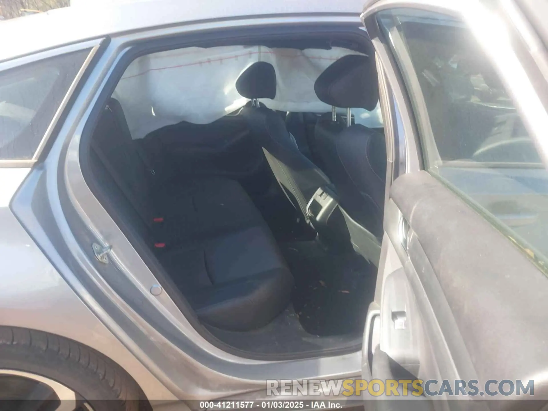 8 Photograph of a damaged car 1HGCV1F32LA101319 HONDA ACCORD 2020